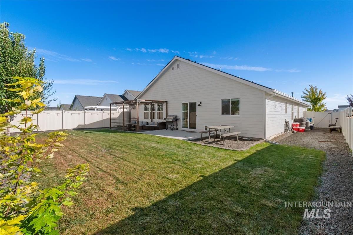 11194 Newton St, Caldwell, Idaho 83605, 4 Bedrooms, 2 Bathrooms, Residential For Sale, Price $424,900, 99001197