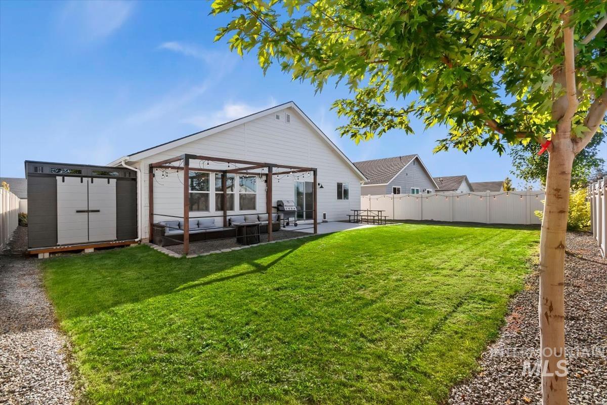 11194 Newton St, Caldwell, Idaho 83605, 4 Bedrooms, 2 Bathrooms, Residential For Sale, Price $424,900, 99001197