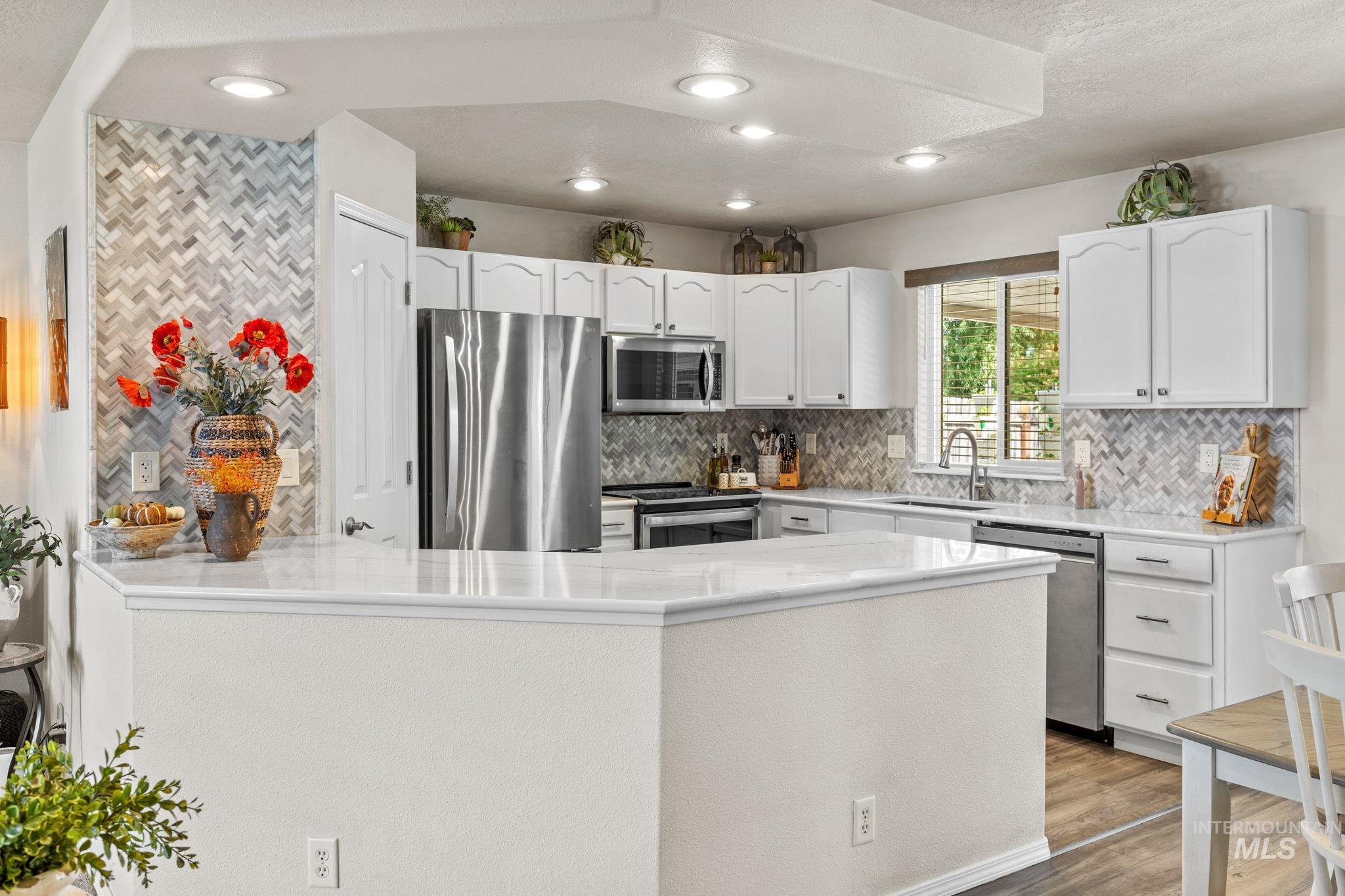 440 N Nebula Ave, Star, Idaho 83669, 3 Bedrooms, 2 Bathrooms, Residential For Sale, Price $469,000, 99001201