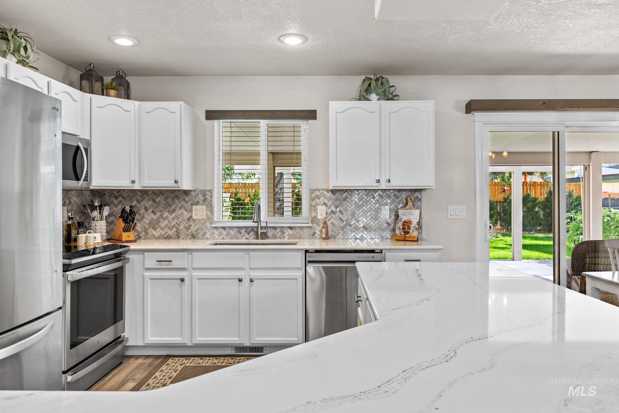 440 N Nebula Ave, Star, Idaho 83669, 3 Bedrooms, 2 Bathrooms, Residential For Sale, Price $469,000, 99001201