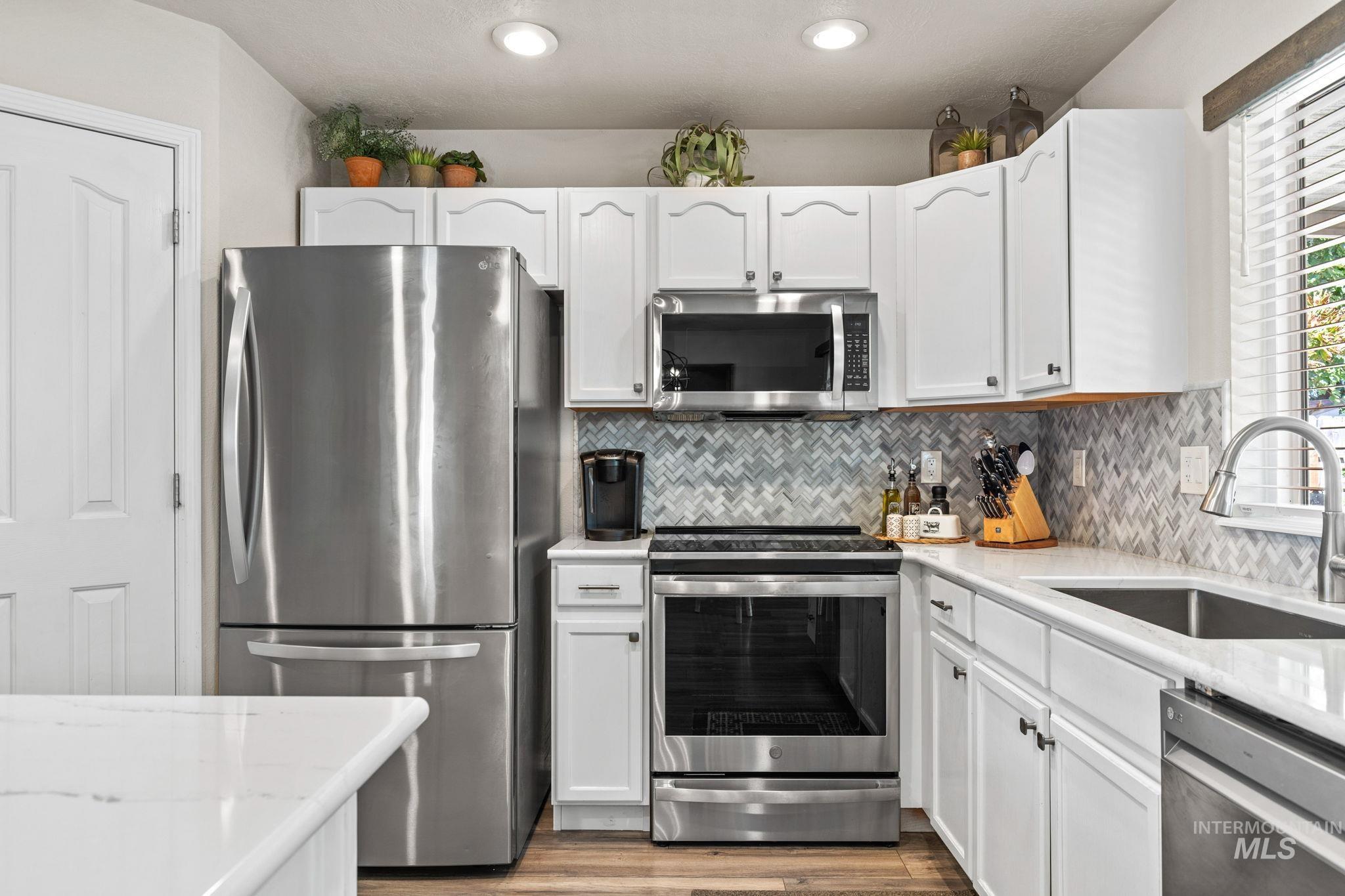 440 N Nebula Ave, Star, Idaho 83669, 3 Bedrooms, 2 Bathrooms, Residential For Sale, Price $469,000, 99001201