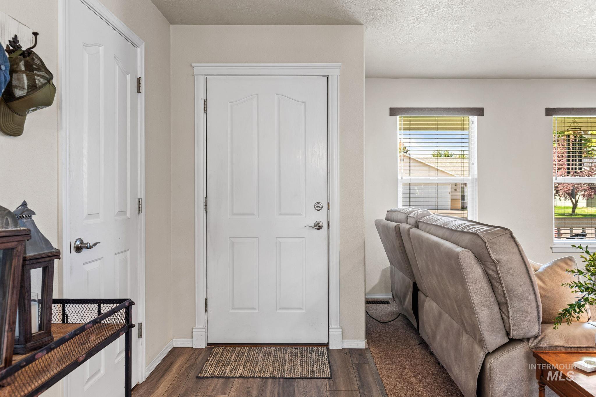 440 N Nebula Ave, Star, Idaho 83669, 3 Bedrooms, 2 Bathrooms, Residential For Sale, Price $469,000, 99001201