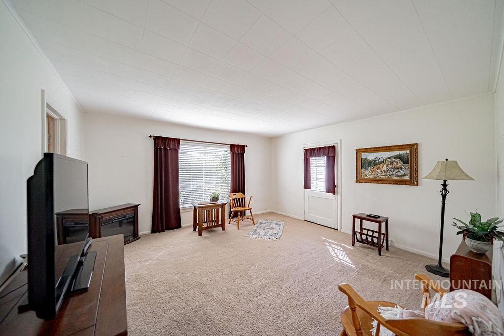 2025 E 97th N, Idaho Falls, Idaho 83401, 3 Bedrooms, 1 Bathroom, Residential For Sale, Price $2,250,000, 99001203