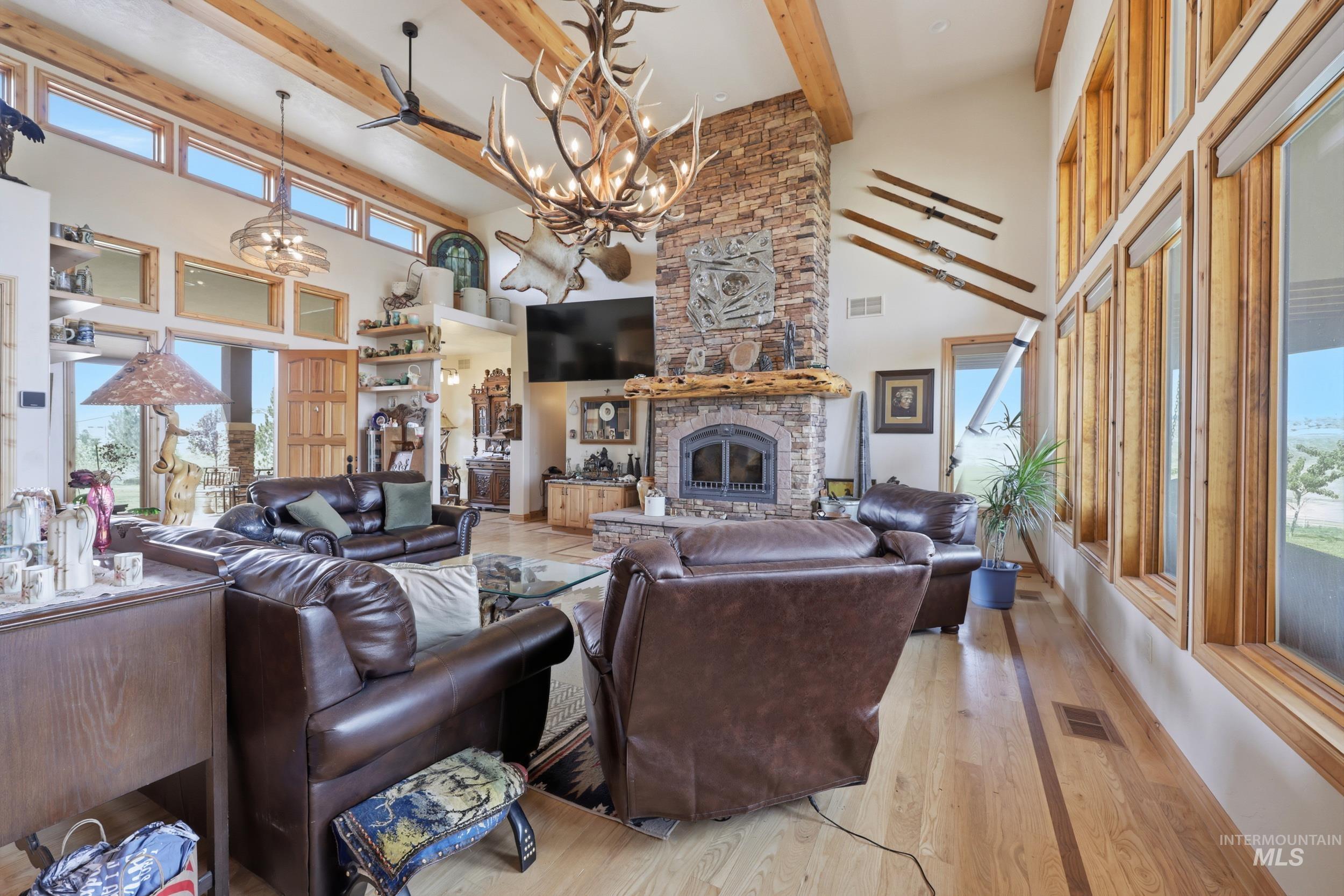 108 Twilight Trail, Marsing, Idaho 83639, 2 Bedrooms, 2 Bathrooms, Residential For Sale, Price $925,000, 99001204