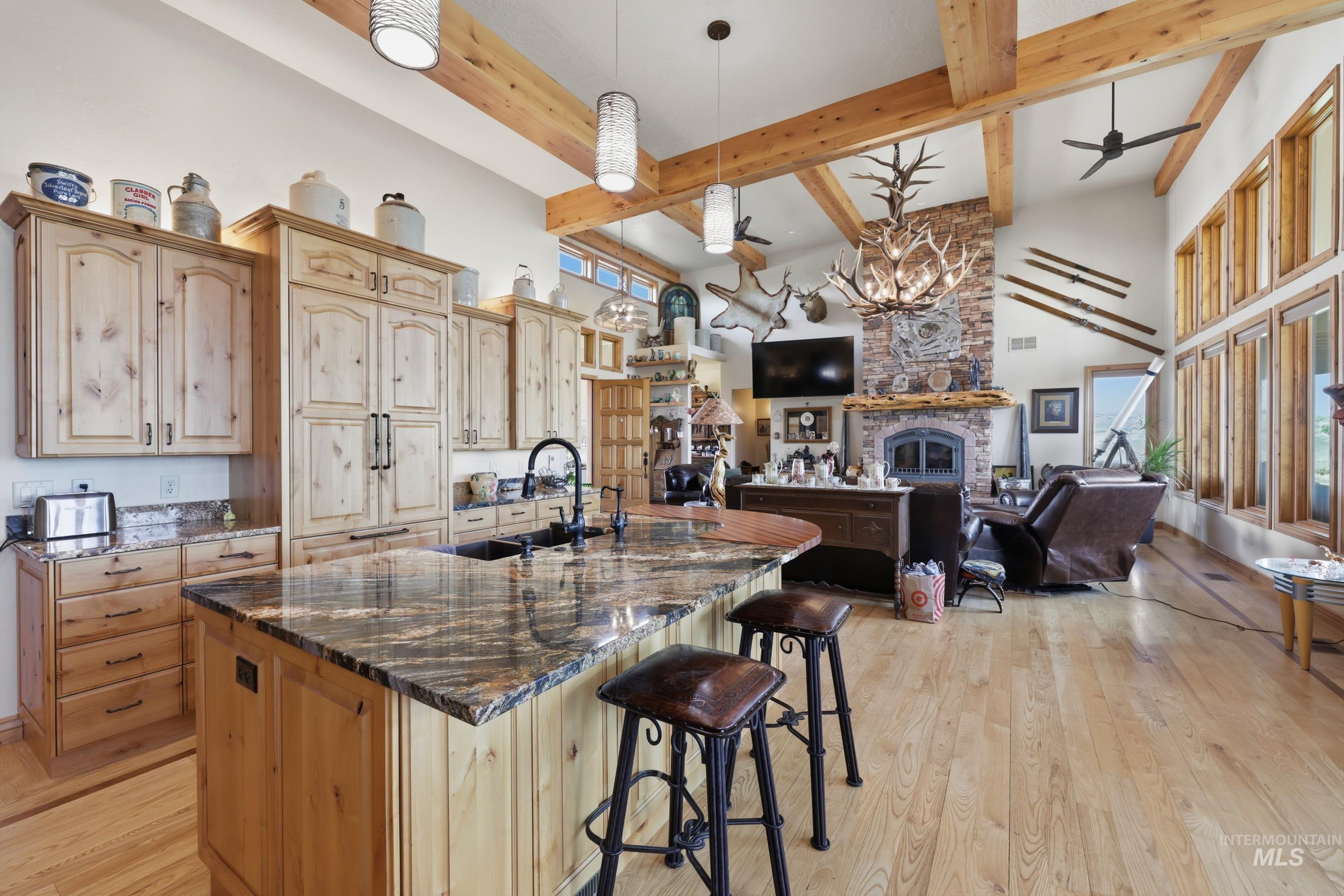 108 Twilight Trail, Marsing, Idaho 83639, 2 Bedrooms, 2 Bathrooms, Residential For Sale, Price $925,000, 99001204