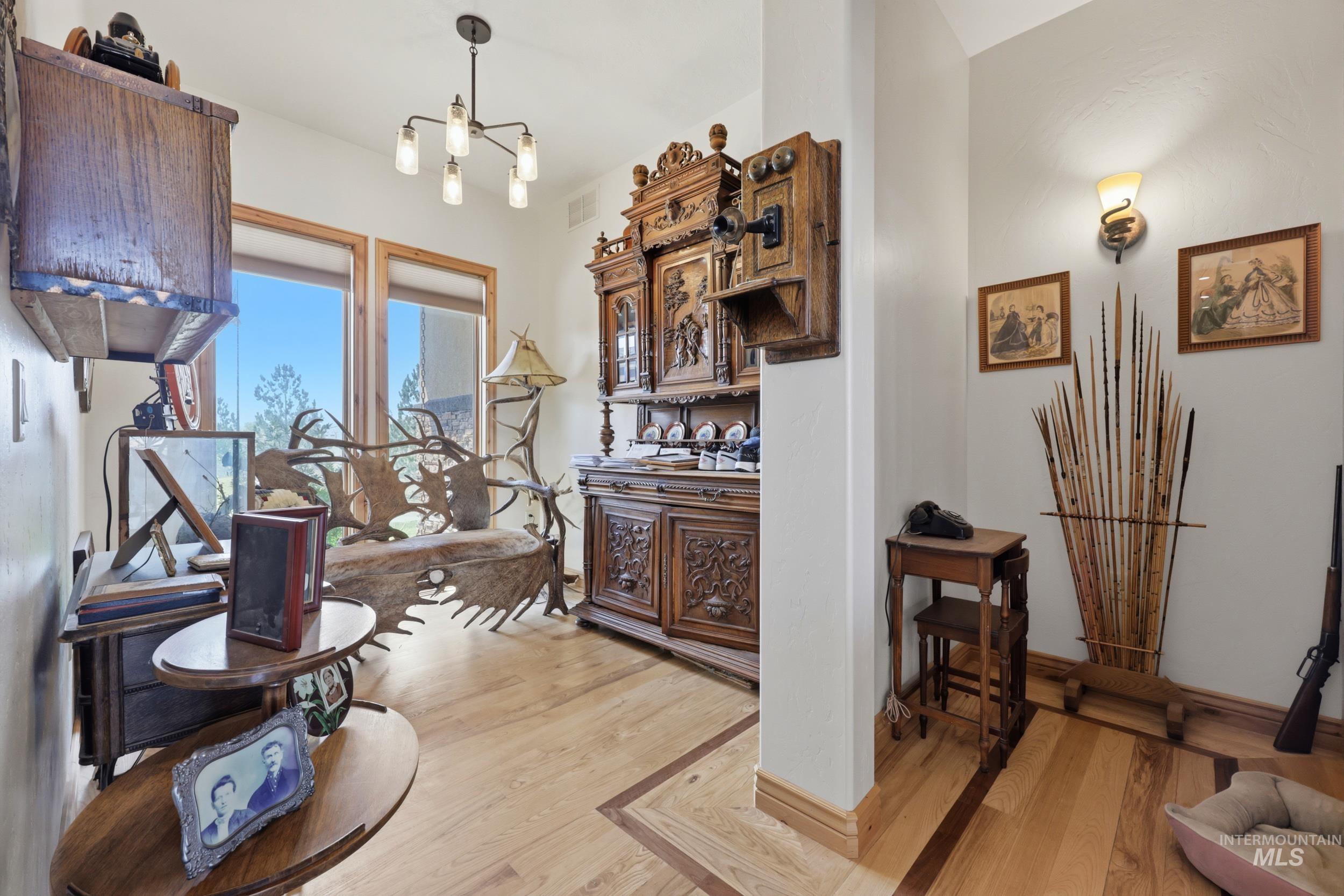 108 Twilight Trail, Marsing, Idaho 83639, 2 Bedrooms, 2 Bathrooms, Residential For Sale, Price $925,000, 99001204