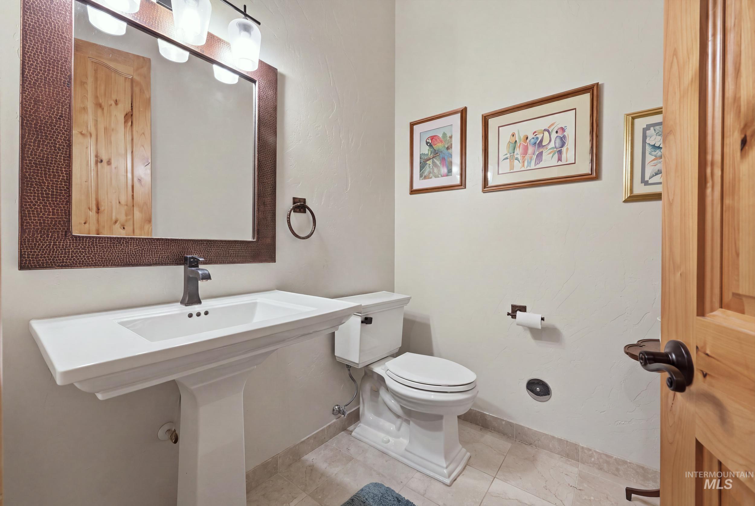 108 Twilight Trail, Marsing, Idaho 83639, 2 Bedrooms, 2 Bathrooms, Residential For Sale, Price $925,000, 99001204