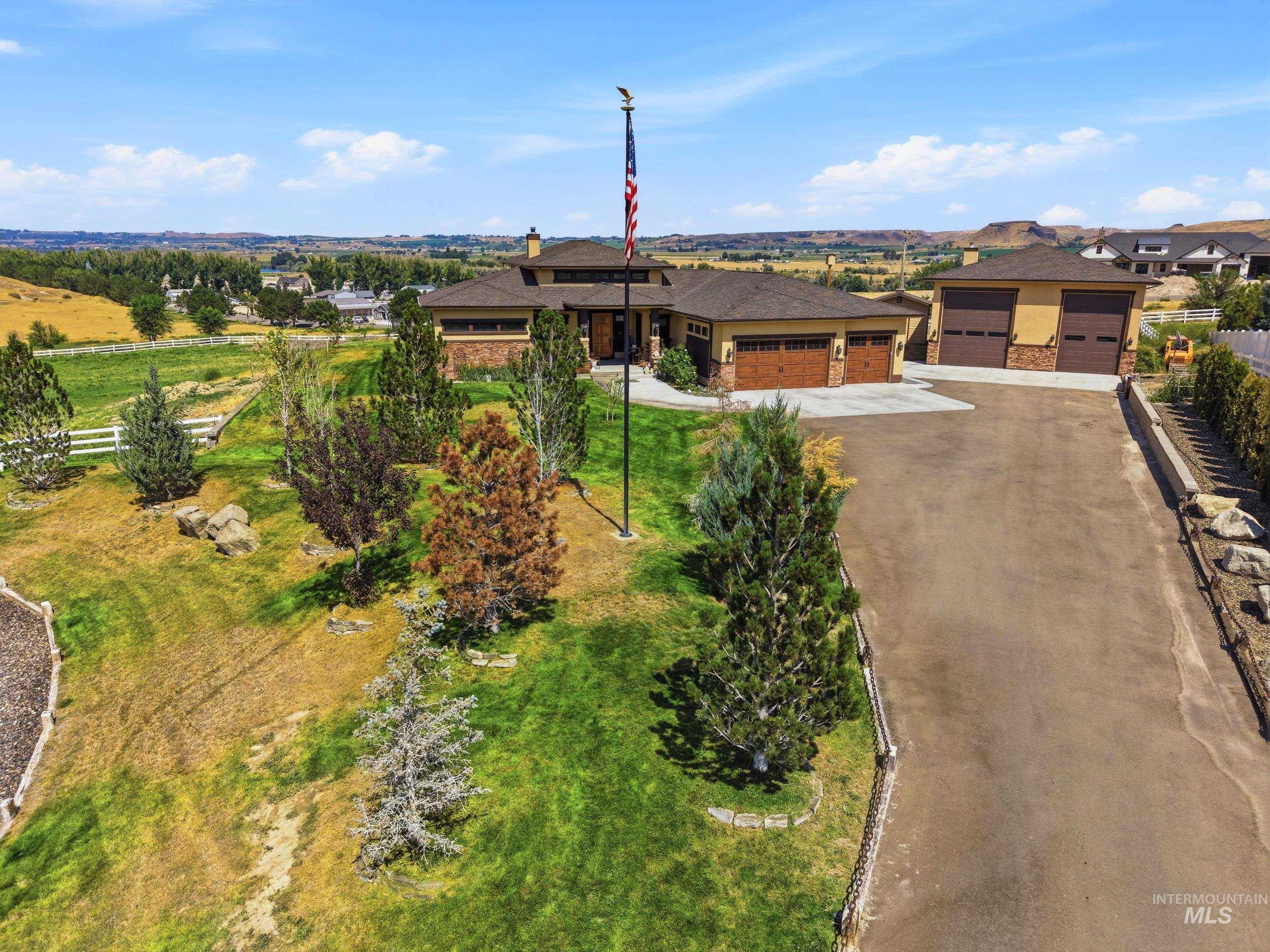 108 Twilight Trail, Marsing, Idaho 83639, 2 Bedrooms, 2 Bathrooms, Residential For Sale, Price $925,000, 99001204