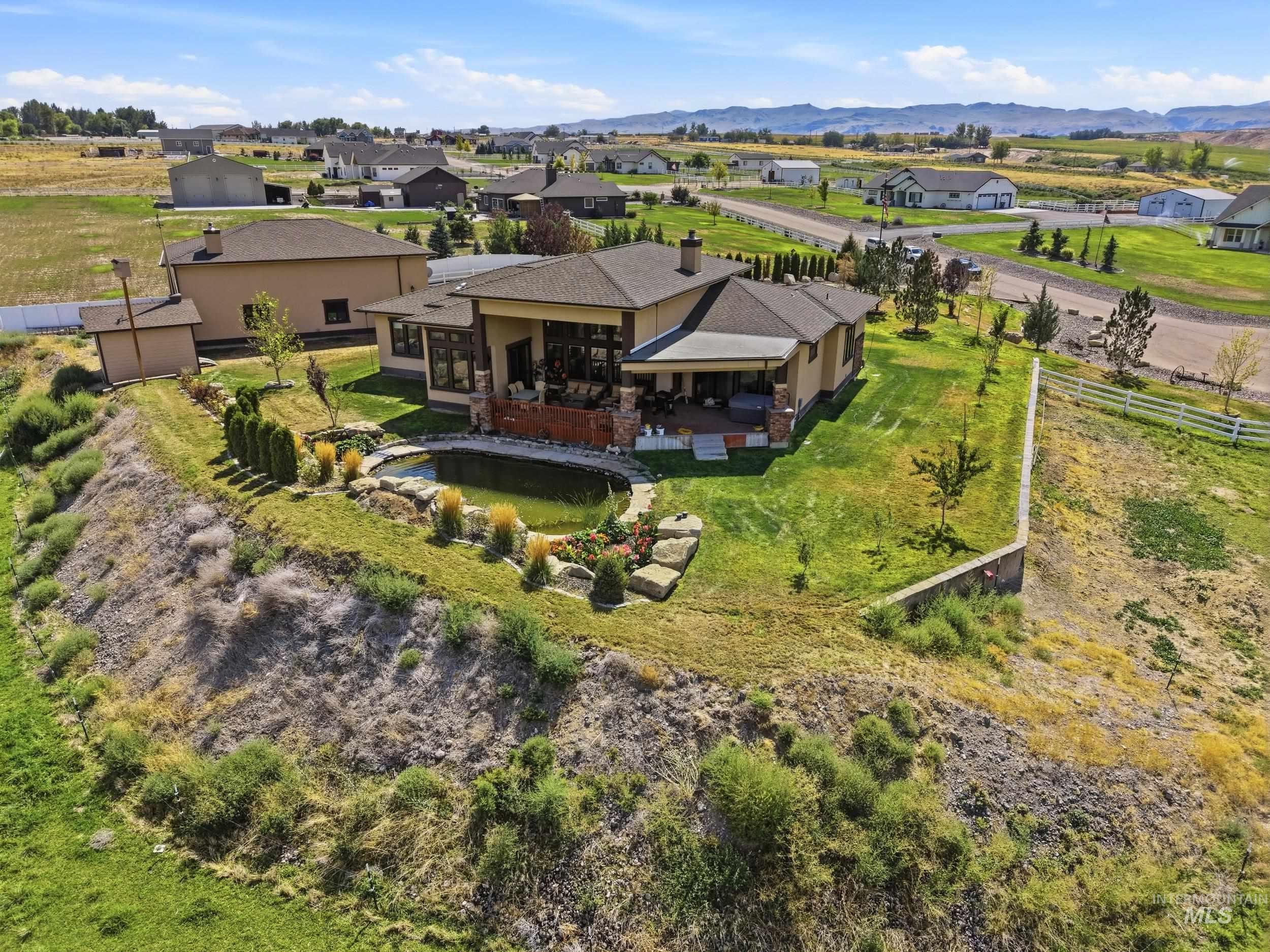 108 Twilight Trail, Marsing, Idaho 83639, 2 Bedrooms, 2 Bathrooms, Residential For Sale, Price $925,000, 99001204