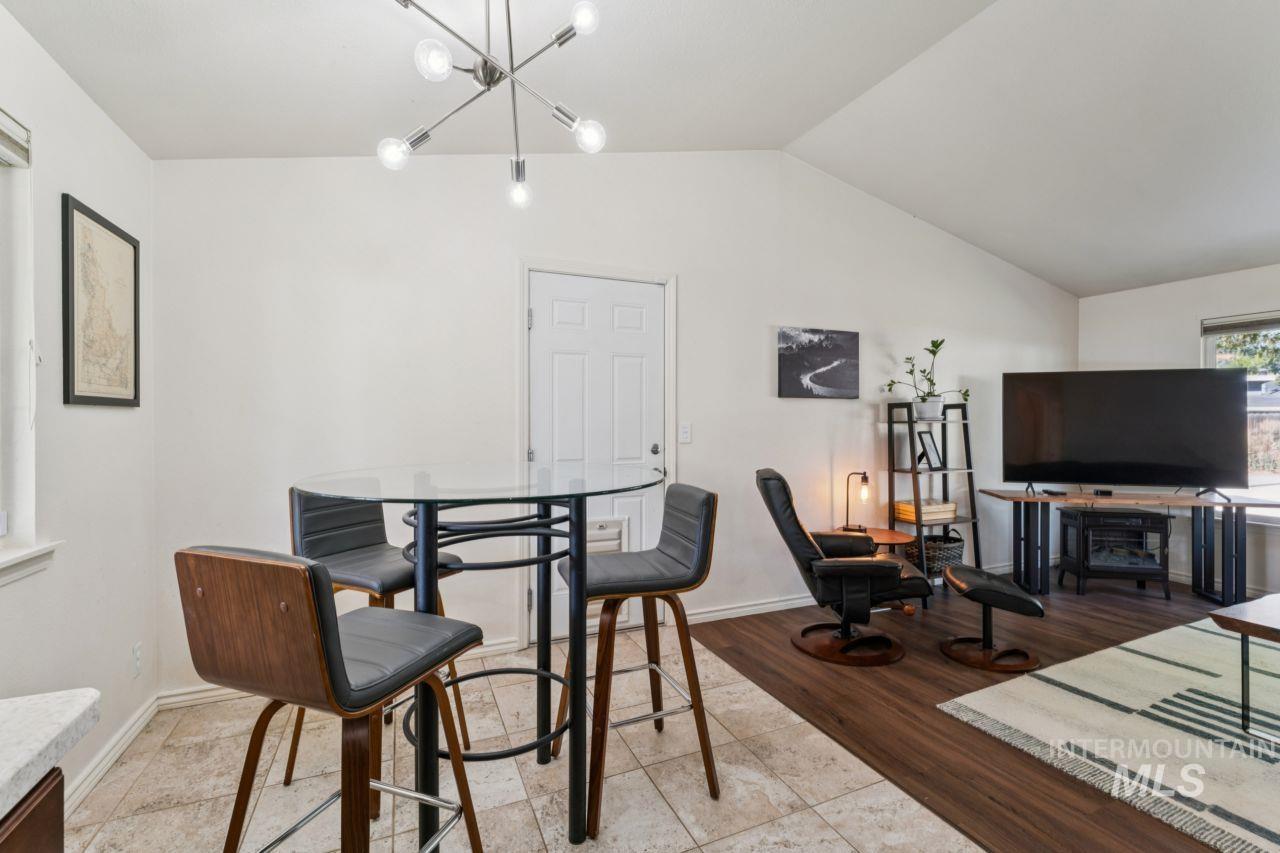 3055 S Virginia Ave, Boise, Idaho 83705, 2 Bedrooms, 1 Bathroom, Residential For Sale, Price $369,000, 99001206
