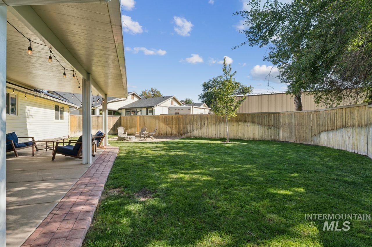 3055 S Virginia Ave, Boise, Idaho 83705, 2 Bedrooms, 1 Bathroom, Residential For Sale, Price $369,000, 99001206