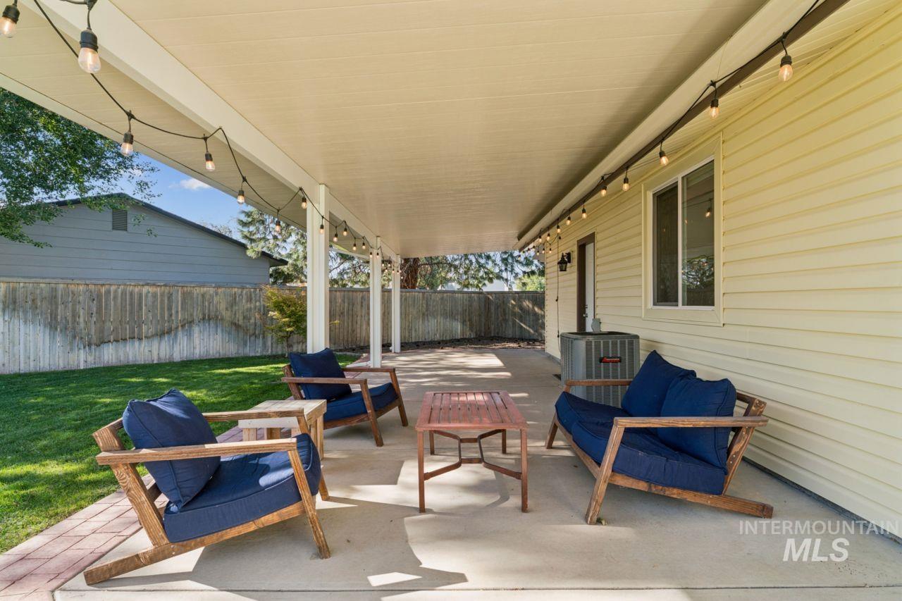 3055 S Virginia Ave, Boise, Idaho 83705, 2 Bedrooms, 1 Bathroom, Residential For Sale, Price $369,000, 99001206
