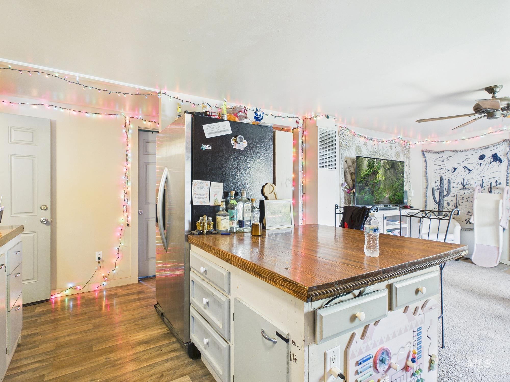831 E 1st St & 207 S DeClark, Emmett, Idaho 83617, 3 Bedrooms, 2 Bathrooms, Residential For Sale, Price $360,000, 99001207