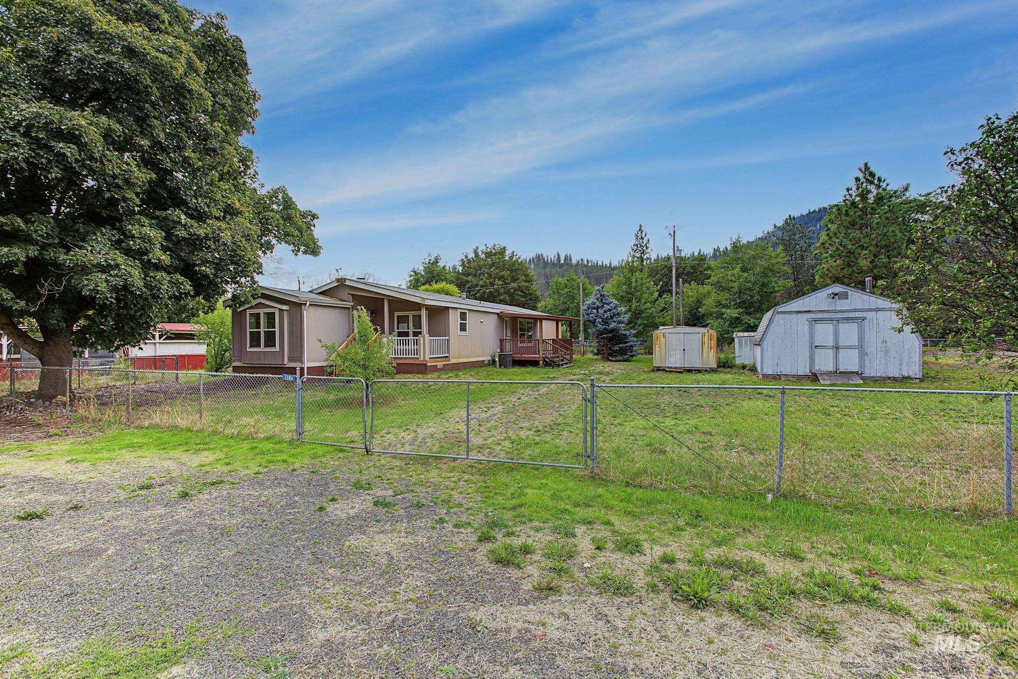 3386 Montana Street, Kamiah, Idaho 83536, 3 Bedrooms, 2 Bathrooms, Residential For Sale, Price $260,000, 99001208