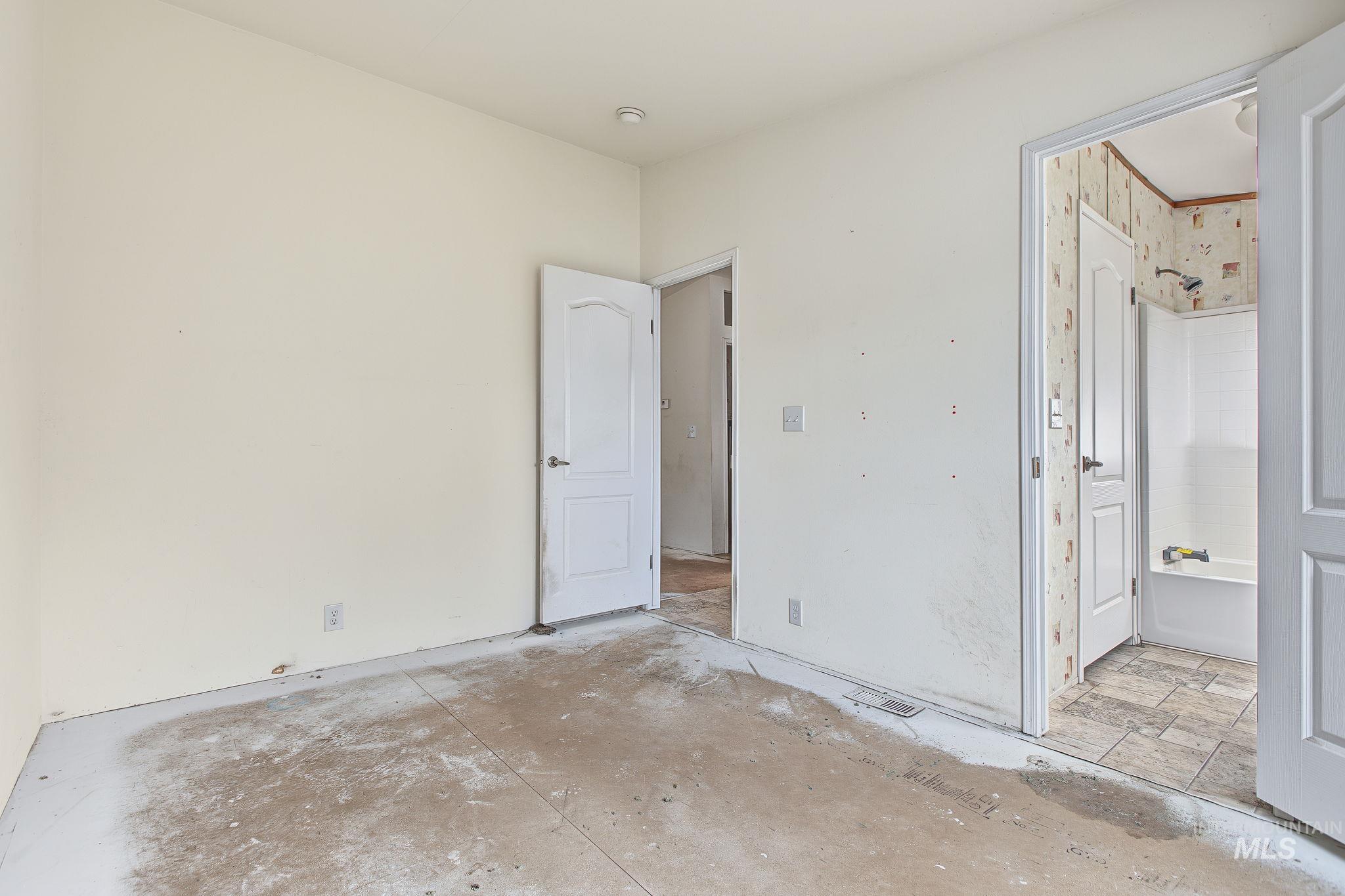 3386 Montana Street, Kamiah, Idaho 83536, 3 Bedrooms, 2 Bathrooms, Residential For Sale, Price $260,000, 99001208