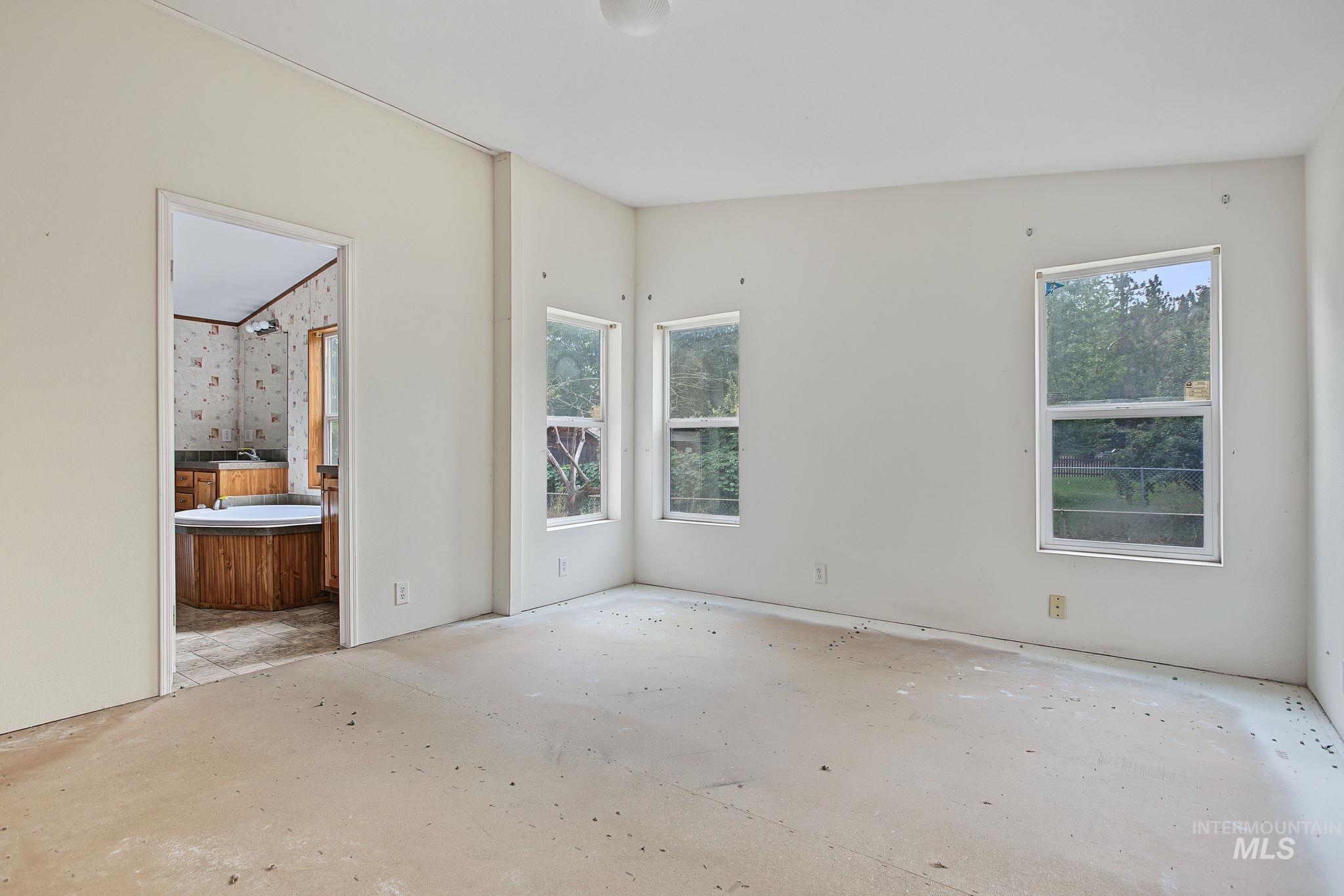 3386 Montana Street, Kamiah, Idaho 83536, 3 Bedrooms, 2 Bathrooms, Residential For Sale, Price $260,000, 99001208