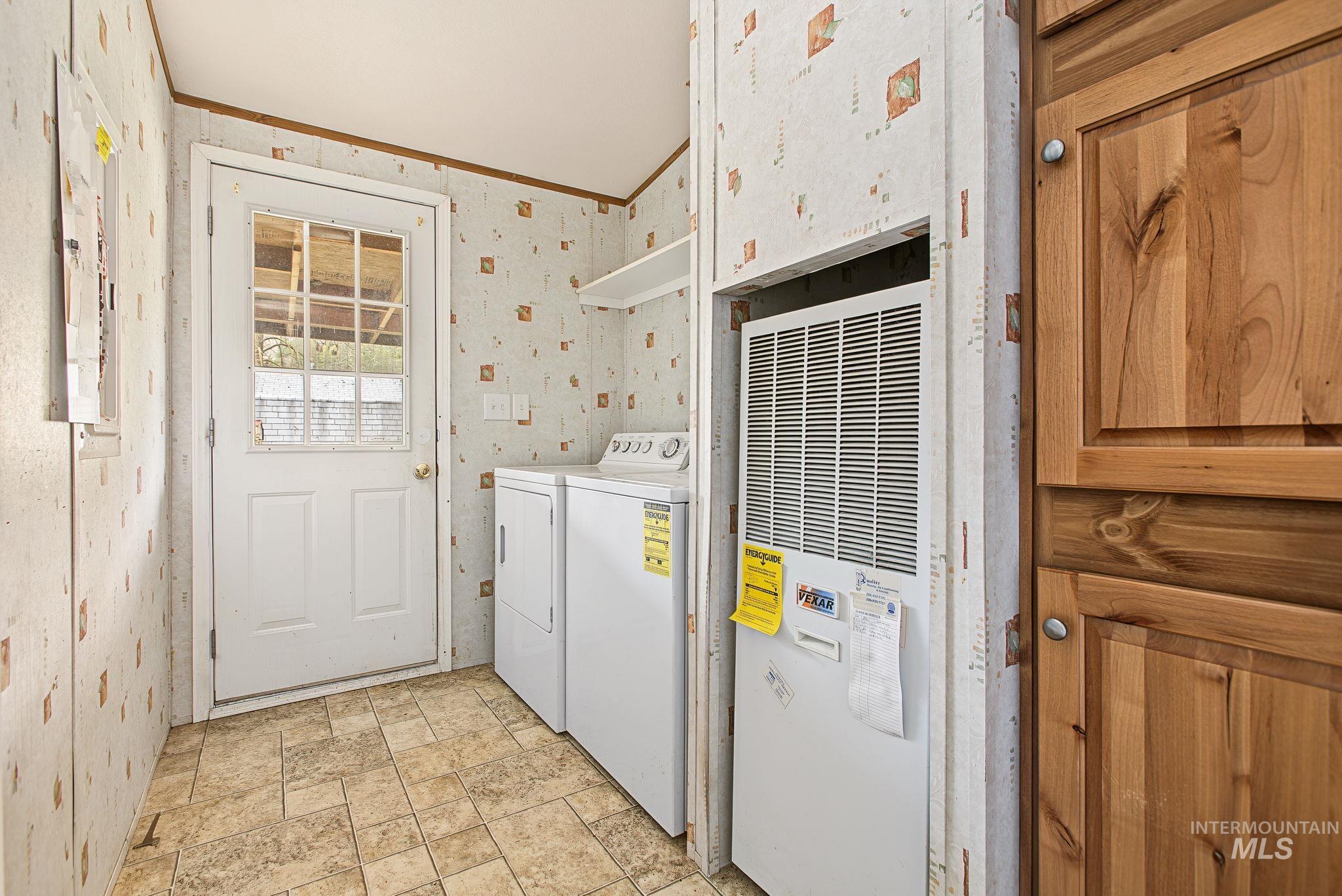 3386 Montana Street, Kamiah, Idaho 83536, 3 Bedrooms, 2 Bathrooms, Residential For Sale, Price $260,000, 99001208