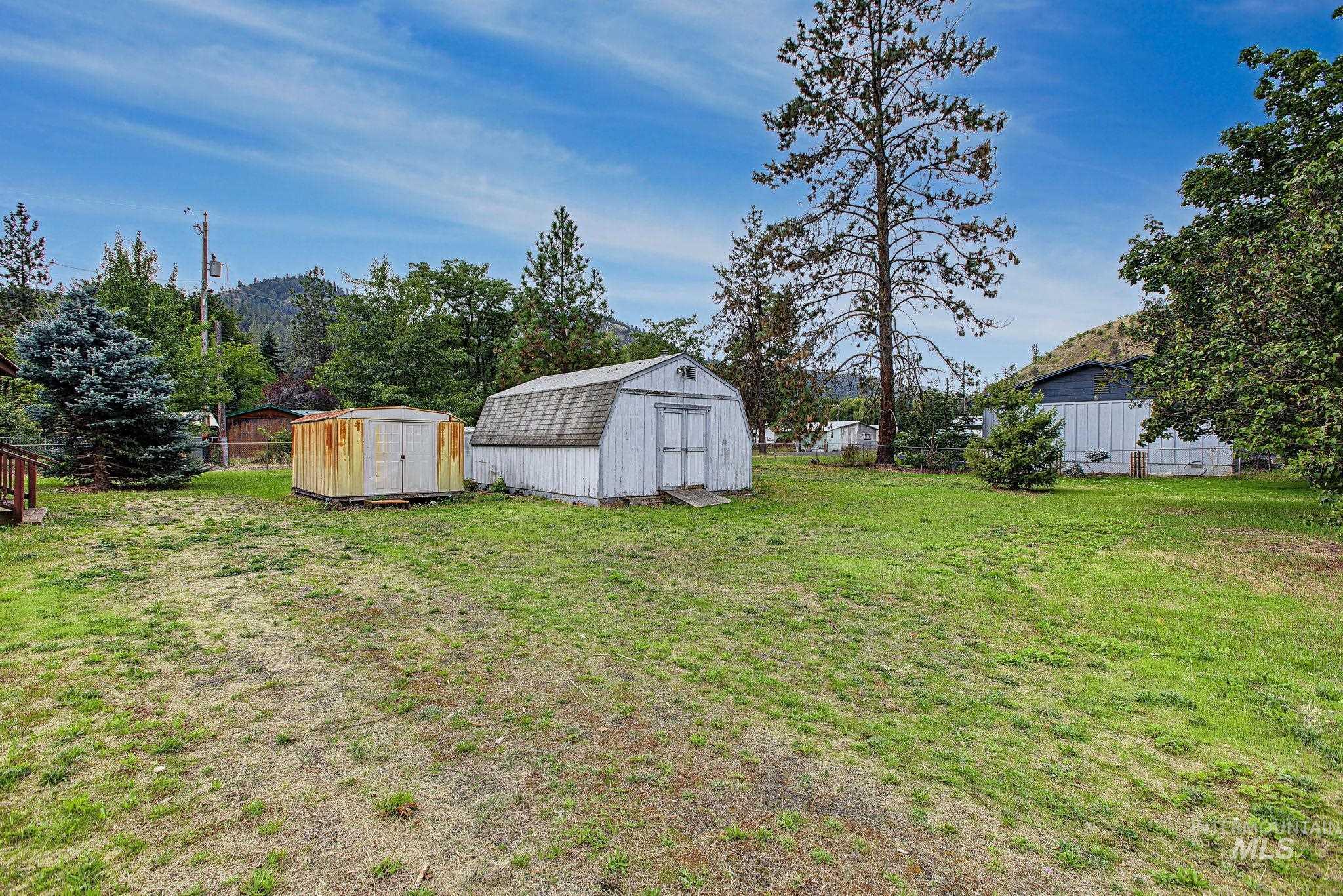 3386 Montana Street, Kamiah, Idaho 83536, 3 Bedrooms, 2 Bathrooms, Residential For Sale, Price $260,000, 99001208