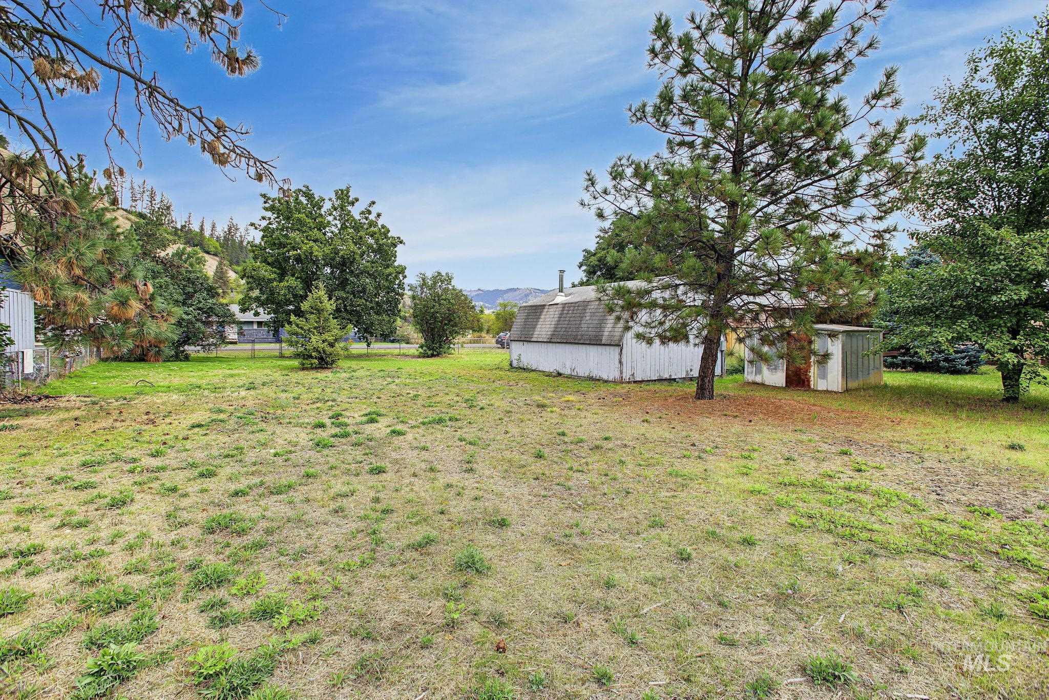 3386 Montana Street, Kamiah, Idaho 83536, 3 Bedrooms, 2 Bathrooms, Residential For Sale, Price $260,000, 99001208