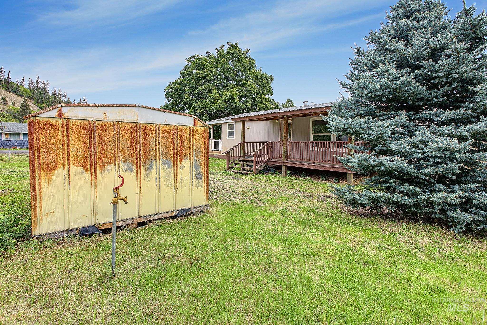 3386 Montana Street, Kamiah, Idaho 83536, 3 Bedrooms, 2 Bathrooms, Residential For Sale, Price $260,000, 99001208
