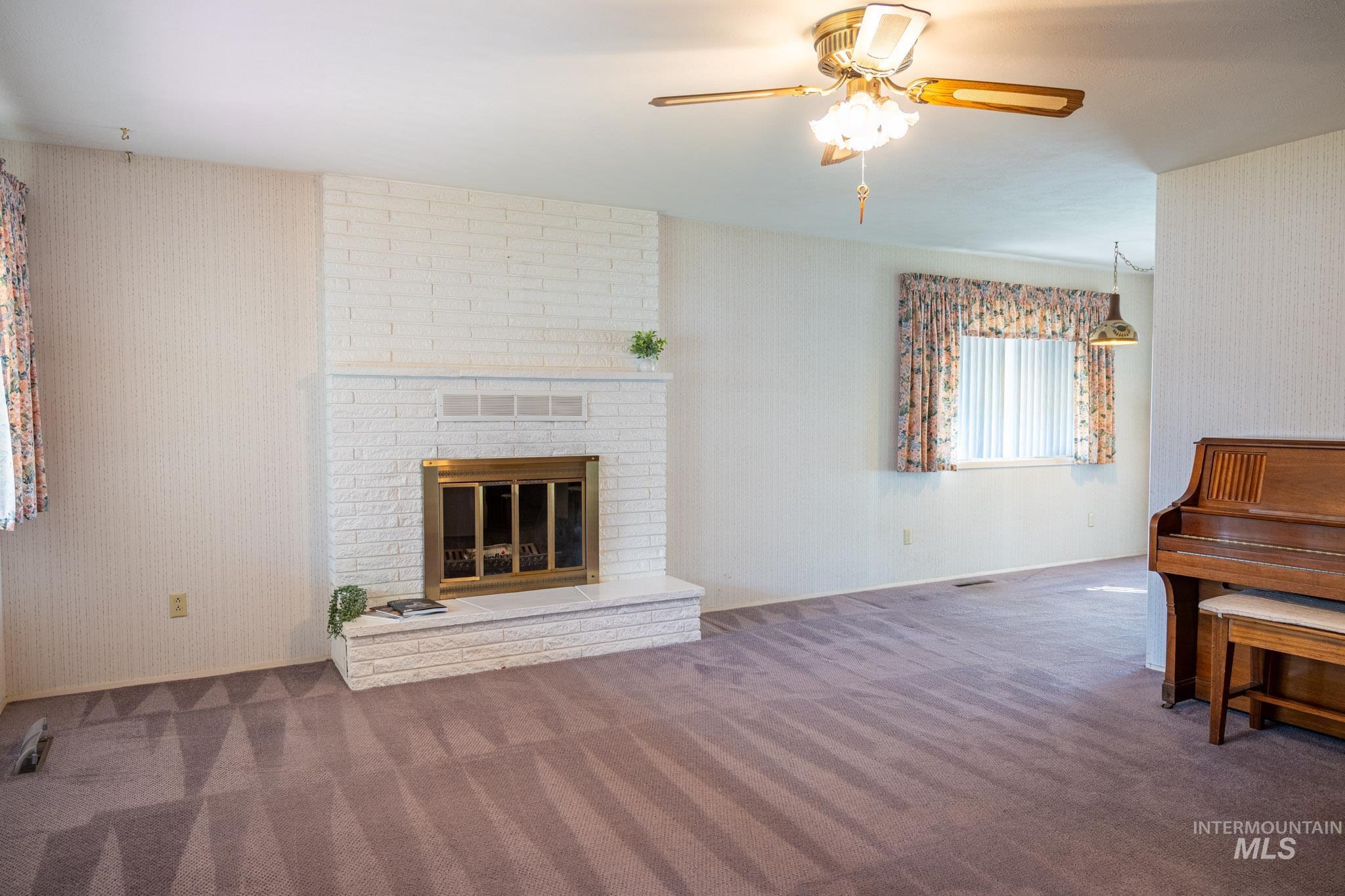 96 NW 12th Street, Ontario, Oregon 97914, 4 Bedrooms, 2 Bathrooms, Residential For Sale, Price $339,000, 99001211