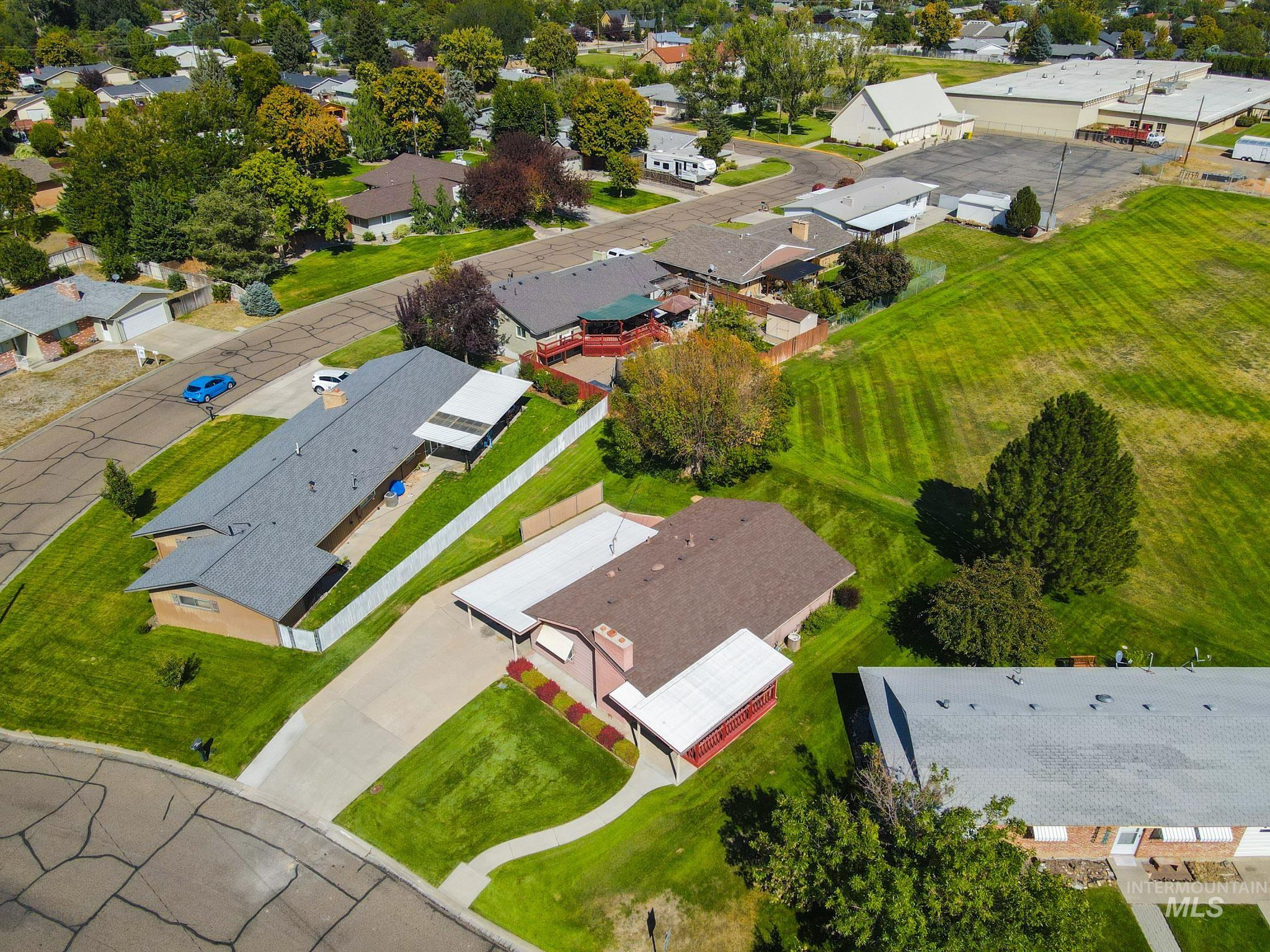96 NW 12th Street, Ontario, Oregon 97914, 4 Bedrooms, 2 Bathrooms, Residential For Sale, Price $339,000, 99001211