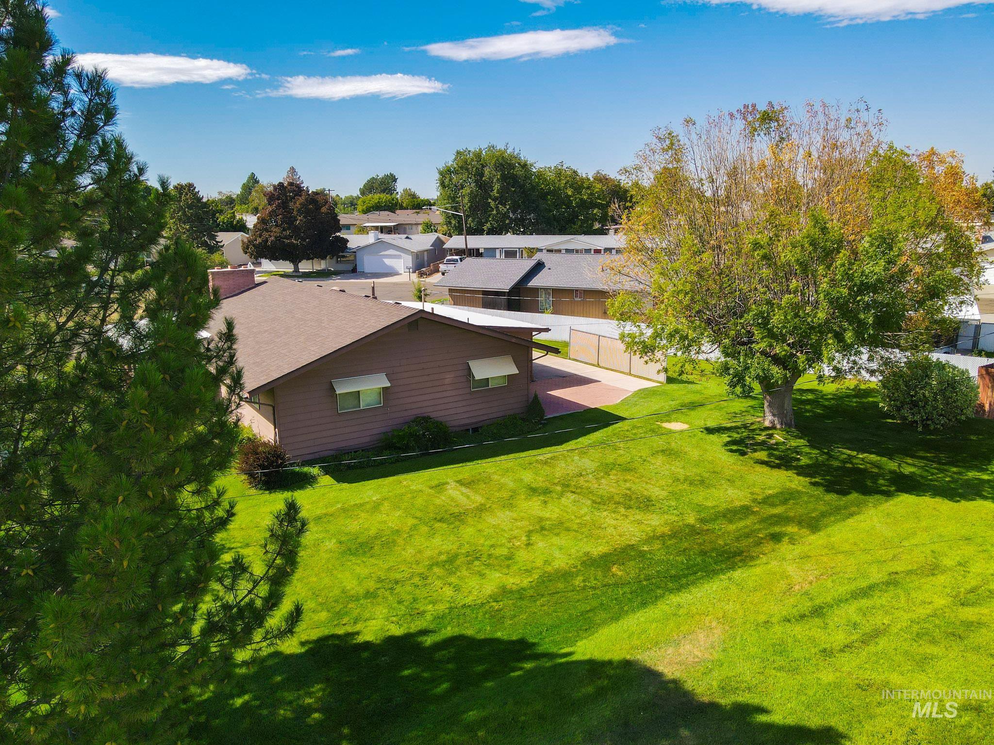 96 NW 12th Street, Ontario, Oregon 97914, 4 Bedrooms, 2 Bathrooms, Residential For Sale, Price $339,000, 99001211