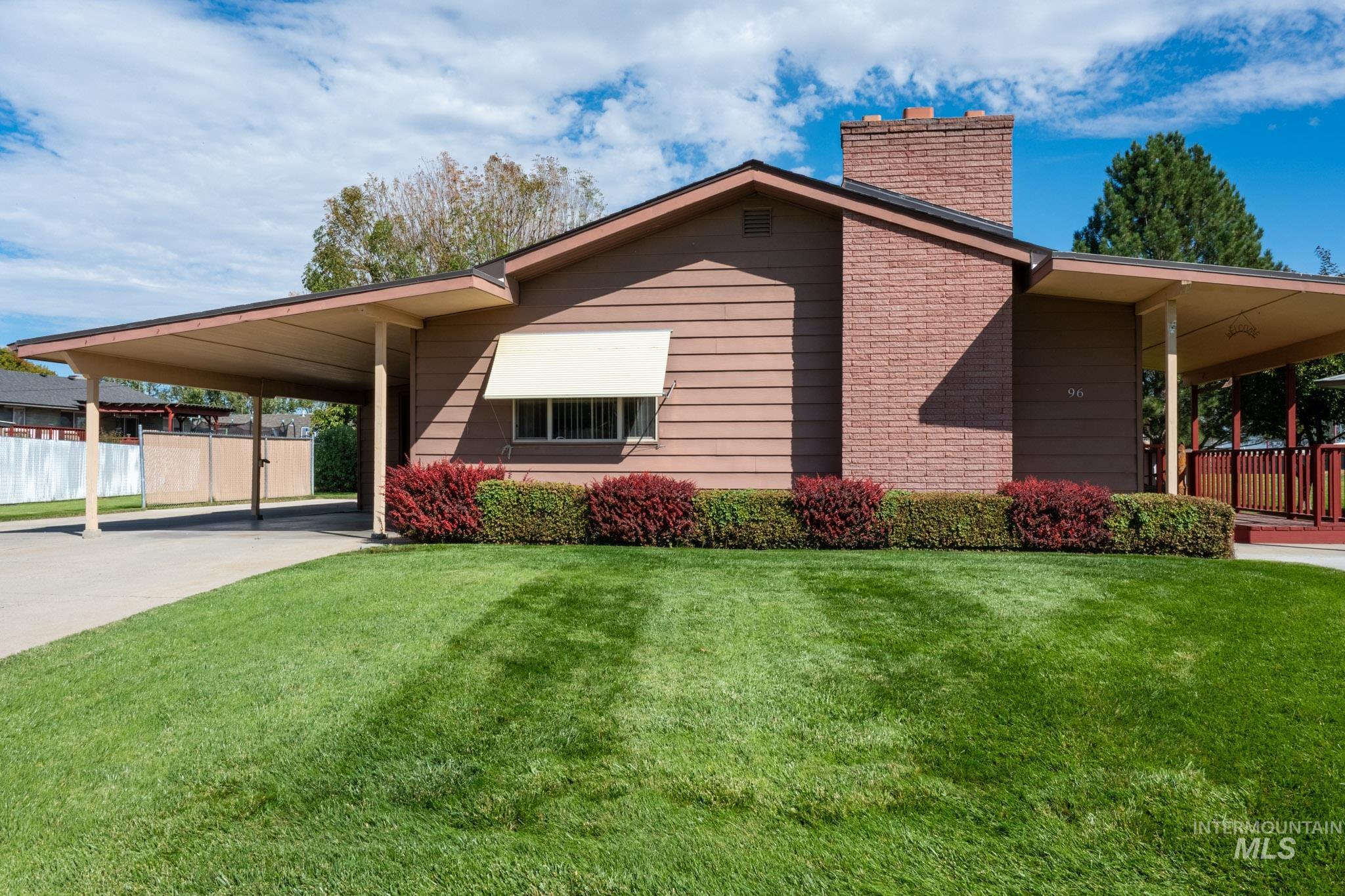 96 NW 12th Street, Ontario, Oregon 97914, 4 Bedrooms, 2 Bathrooms, Residential For Sale, Price $339,000, 99001211