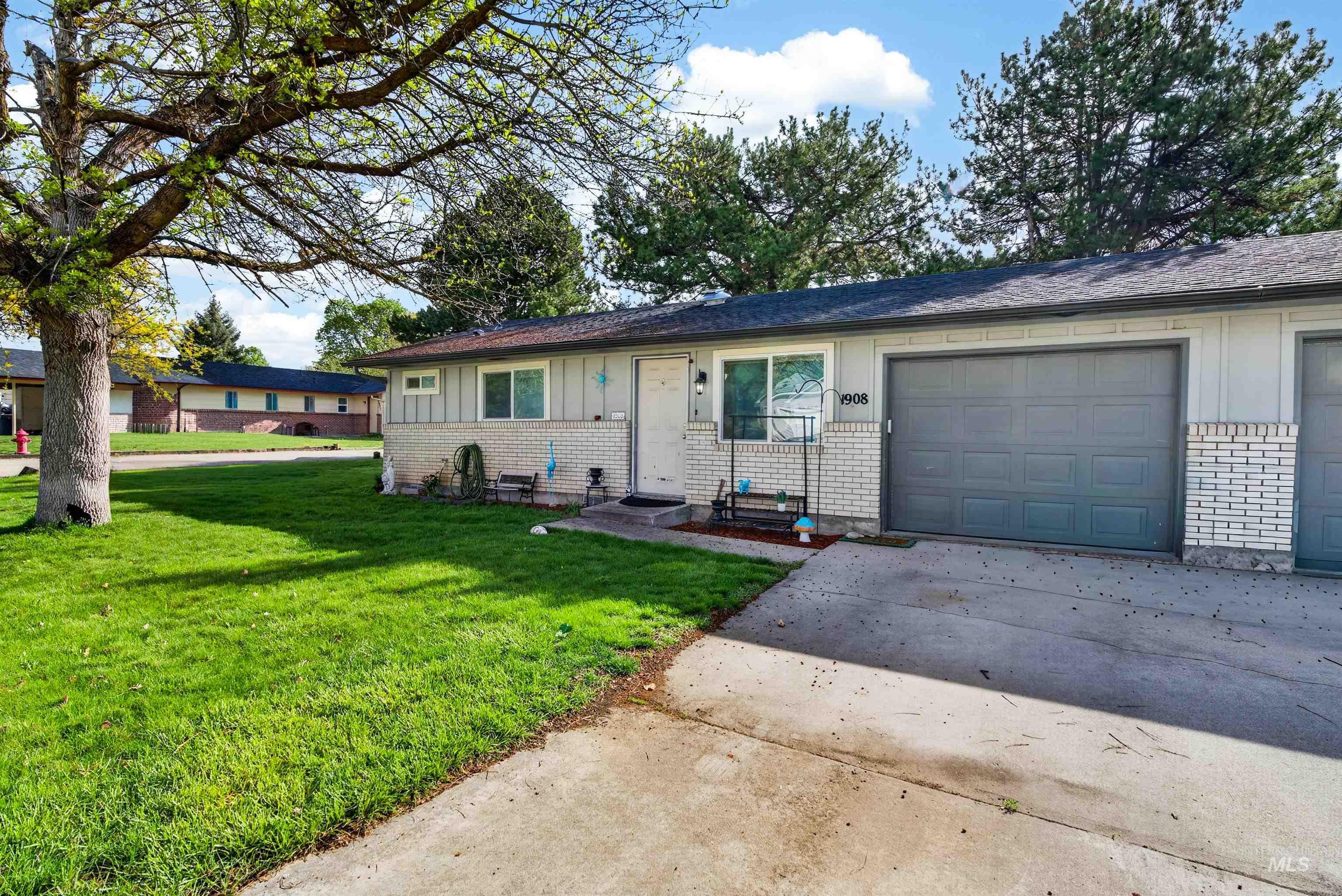 1906 - 1908 N Allumbaugh St, Boise, Idaho 83704, 2 Bedrooms, 1 Bathroom, Residential Income For Sale, Price $509,000, 99001212
