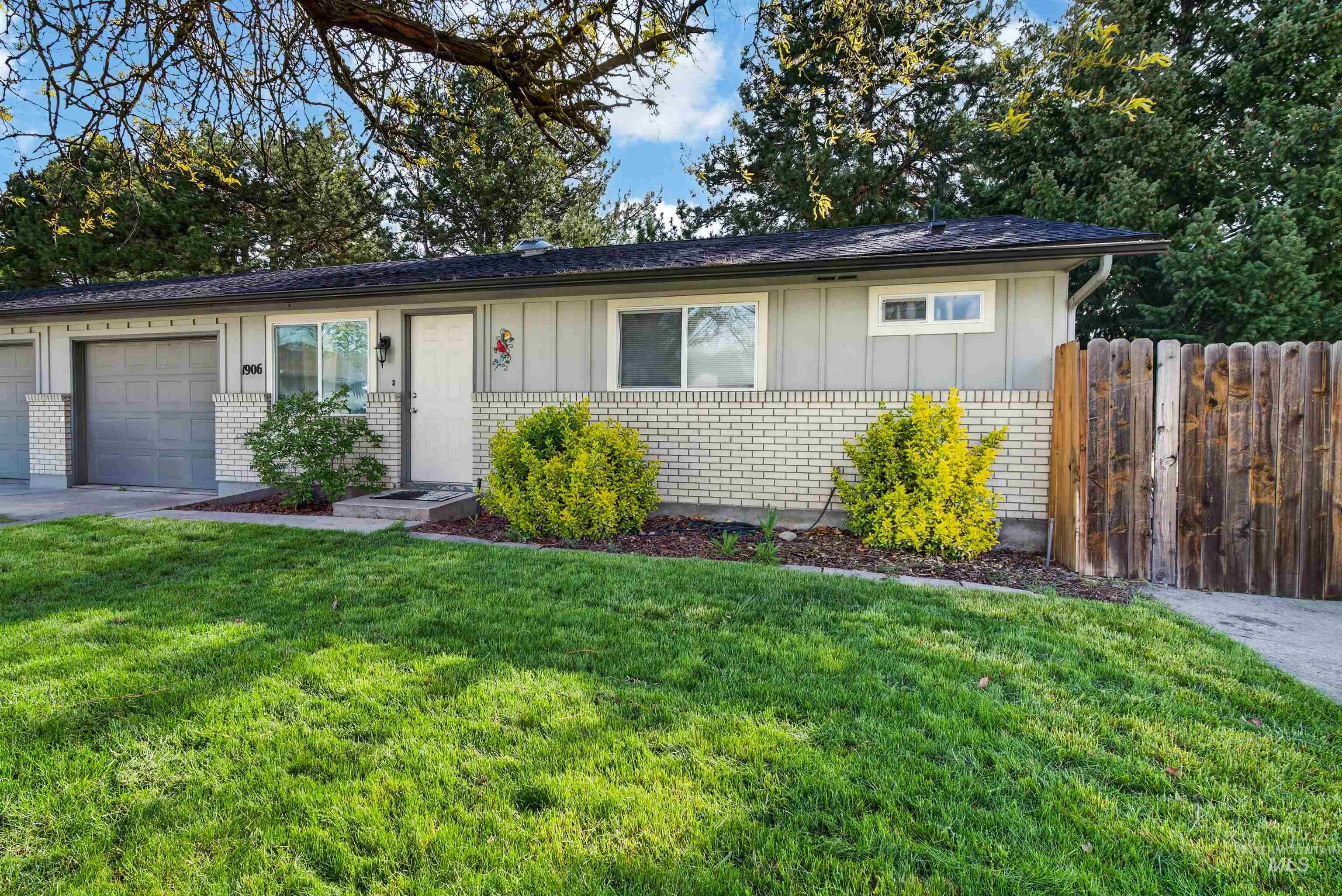 1906 - 1908 N Allumbaugh St, Boise, Idaho 83704, 2 Bedrooms, 1 Bathroom, Residential Income For Sale, Price $509,000, 99001212
