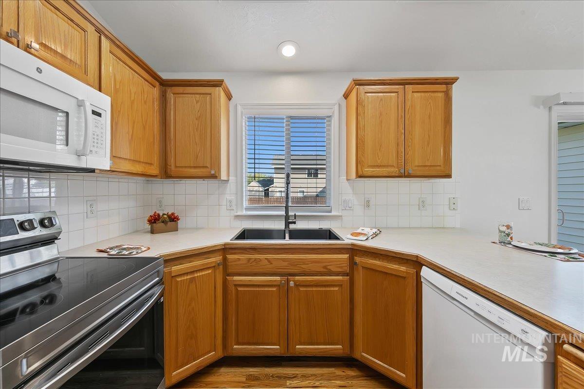 10162 W Antietam St, Boise, Idaho 83709, 3 Bedrooms, 2 Bathrooms, Residential For Sale, Price $475,000, 99001213