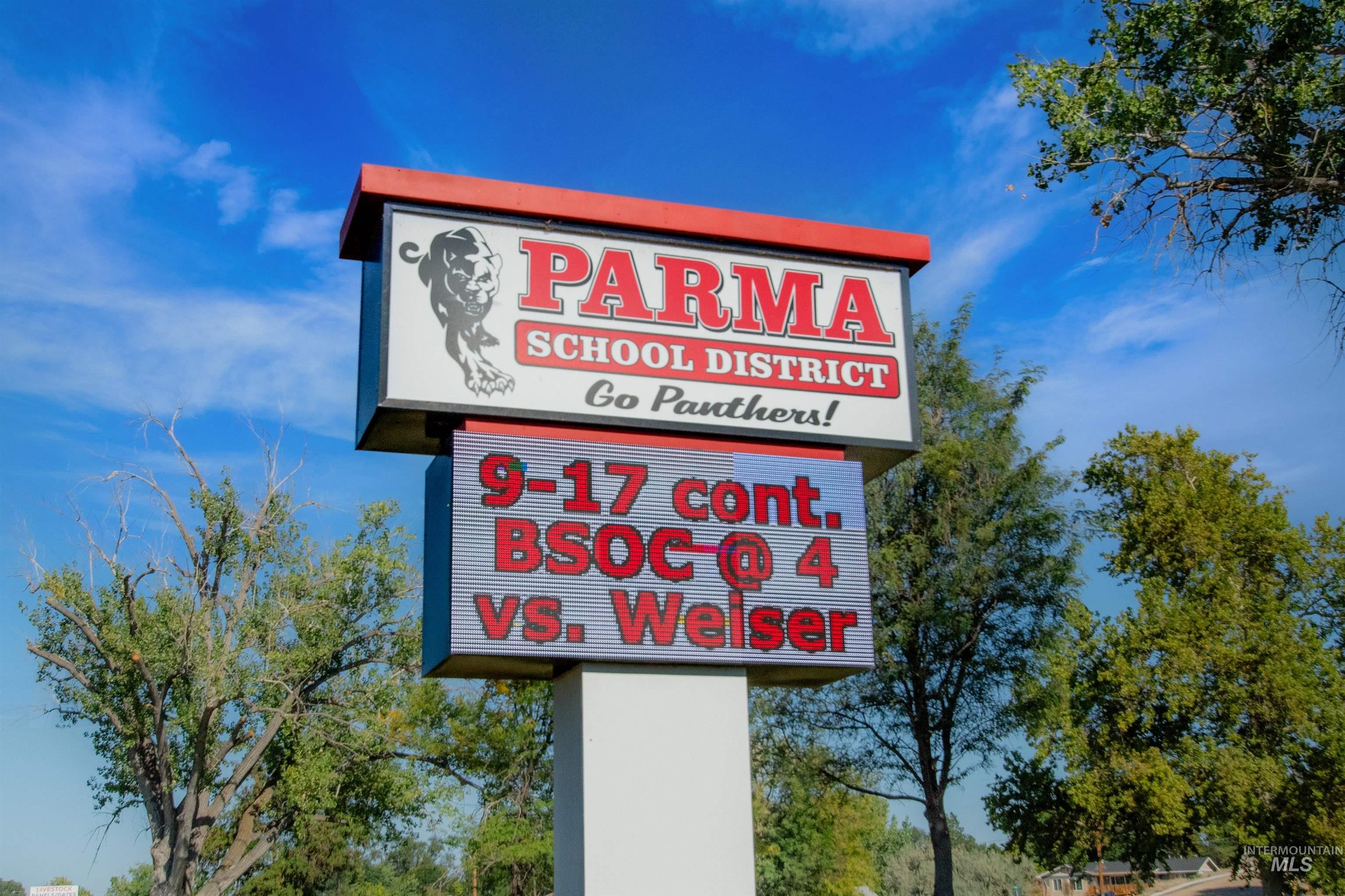 801 E Ball Avenue, Parma, Idaho 83660, 2 Bedrooms, 1 Bathroom, Residential Income For Sale, Price $300,000,MLS 99001214
