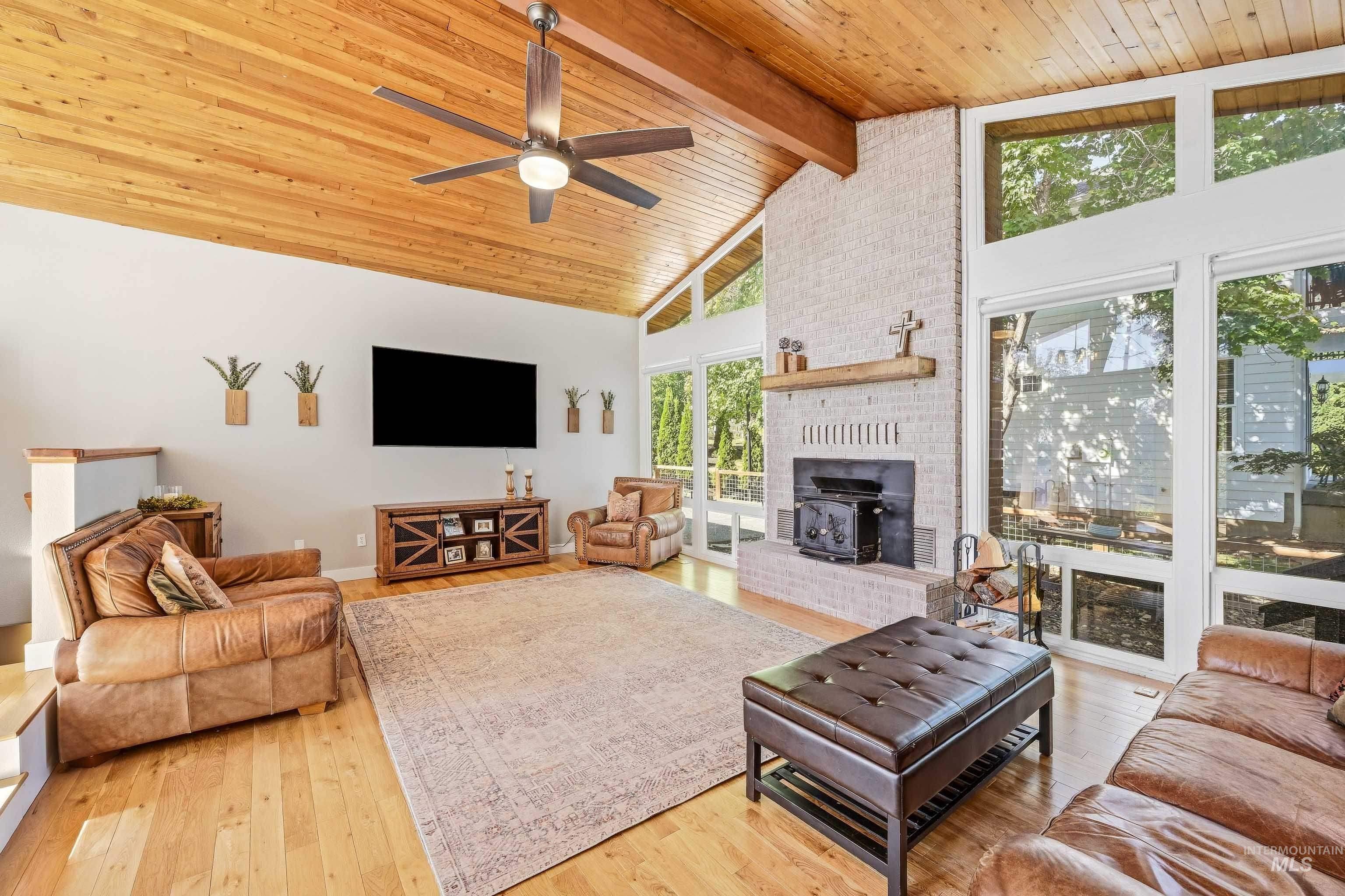 846 Nylarol Street, Moscow, Idaho 83843, 4 Bedrooms, 3 Bathrooms, Residential For Sale, Price $590,000, 99001215