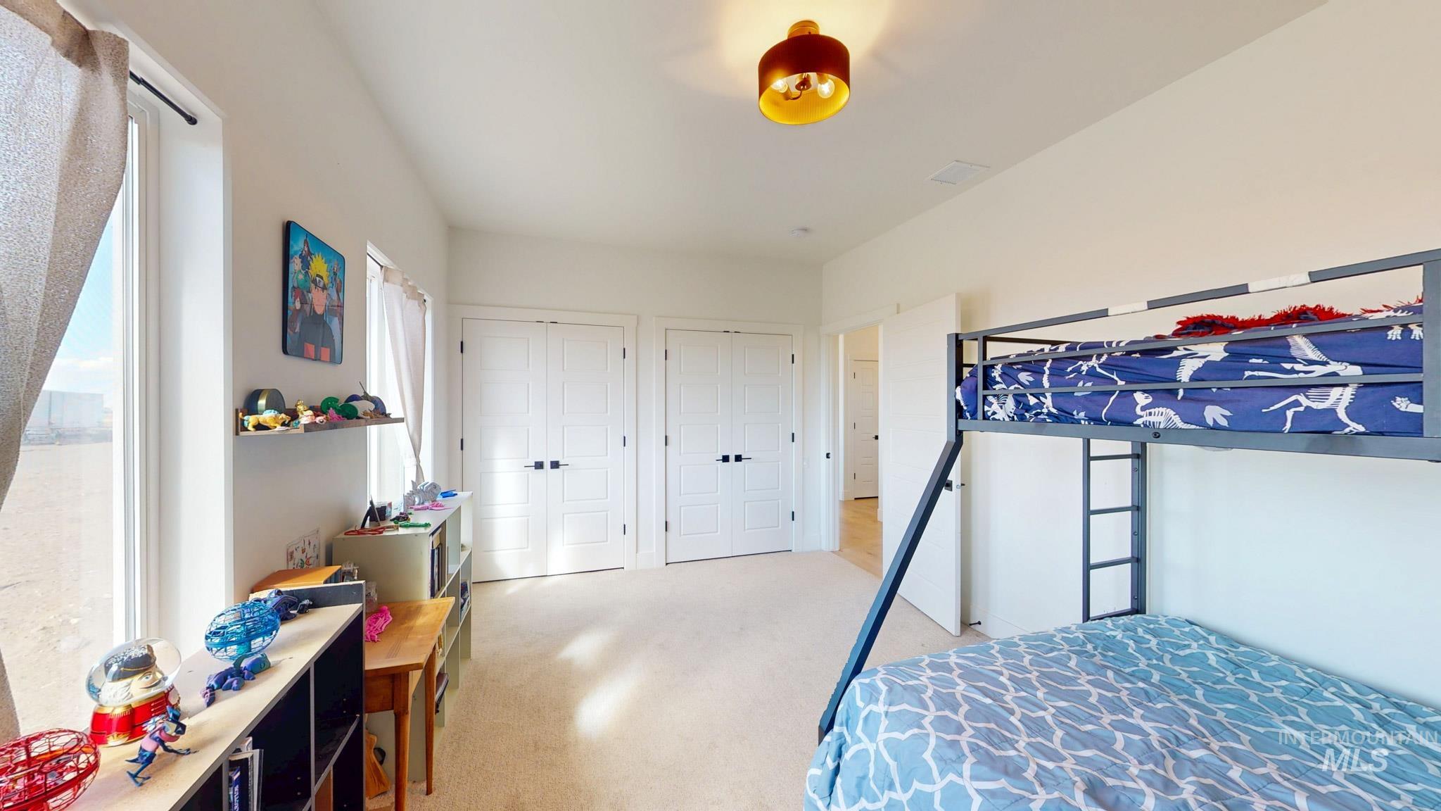 29 W 400 N, Jerome, Idaho 83338, 3 Bedrooms, 3 Bathrooms, Residential For Sale, Price $590,000, 99001216