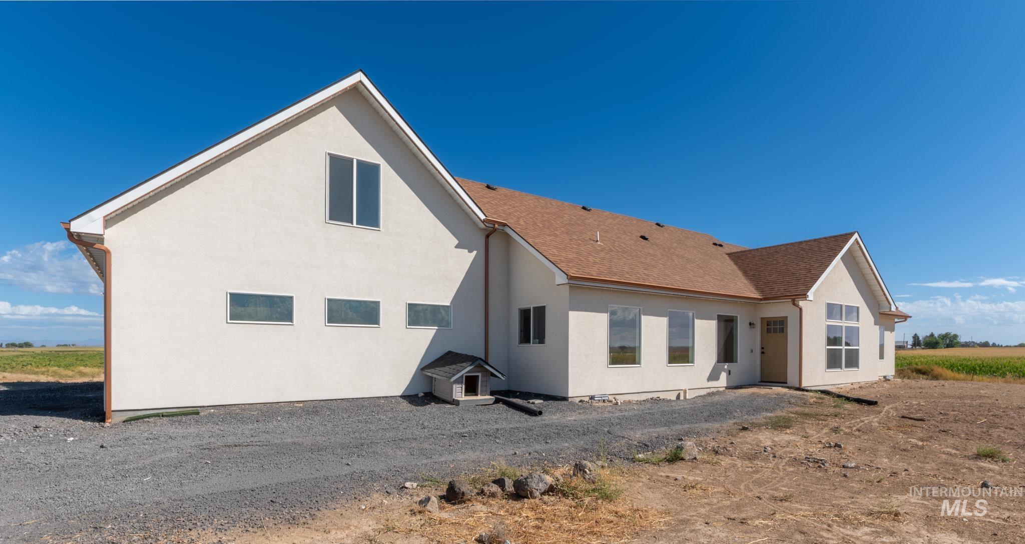 29 W 400 N, Jerome, Idaho 83338, 3 Bedrooms, 3 Bathrooms, Residential For Sale, Price $590,000, 99001216