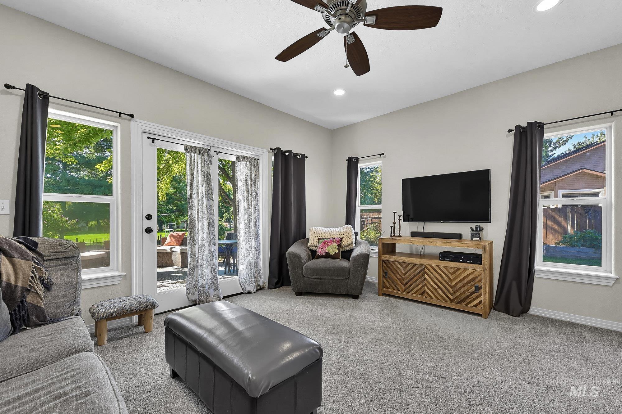 10353 N Palisades Way, Boise, Idaho 83714, 4 Bedrooms, 3 Bathrooms, Residential For Sale, Price $678,800,MLS 99001217