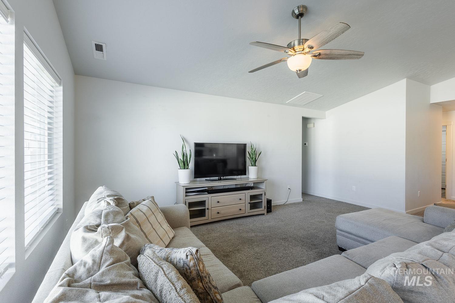 16924 N Lowerfield Loop, Nampa, Idaho 83687, 3 Bedrooms, 2 Bathrooms, Residential For Sale, Price $409,990, 99001218