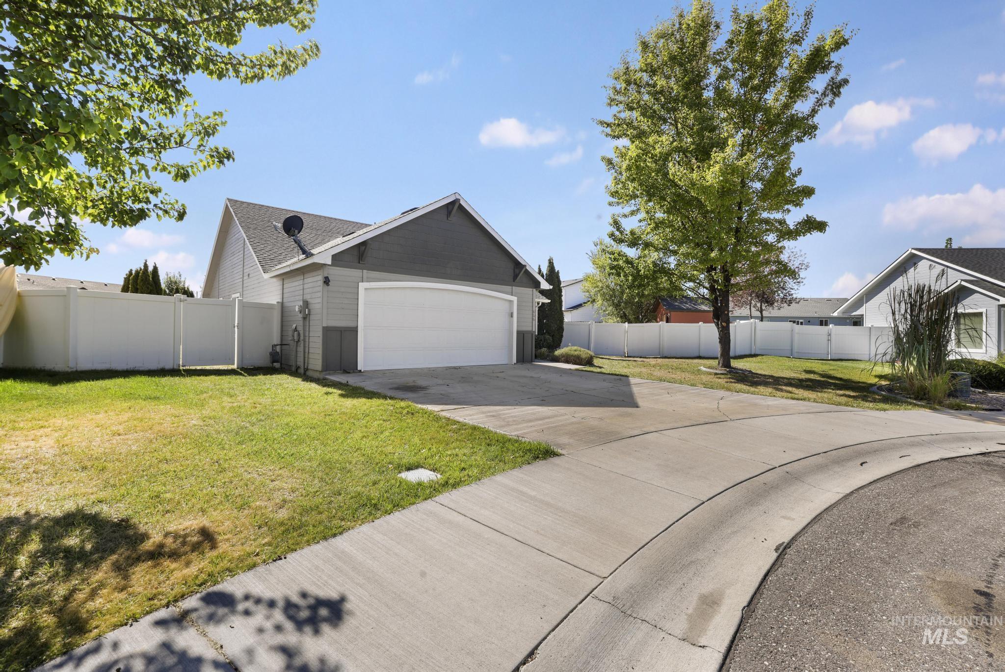 656 Braden Ct, Twin Falls, Idaho 83301, 4 Bedrooms, 2 Bathrooms, Residential For Sale, Price $359,900, 99001219