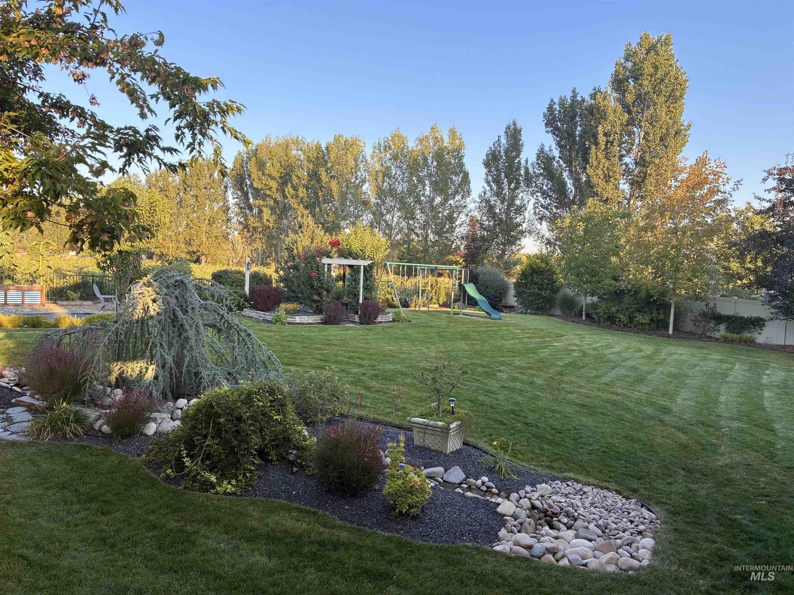 2682 N Camerton Pl, Eagle, Idaho 83616, 4 Bedrooms, 2.5 Bathrooms, Residential For Sale, Price $1,195,000,MLS 99001221