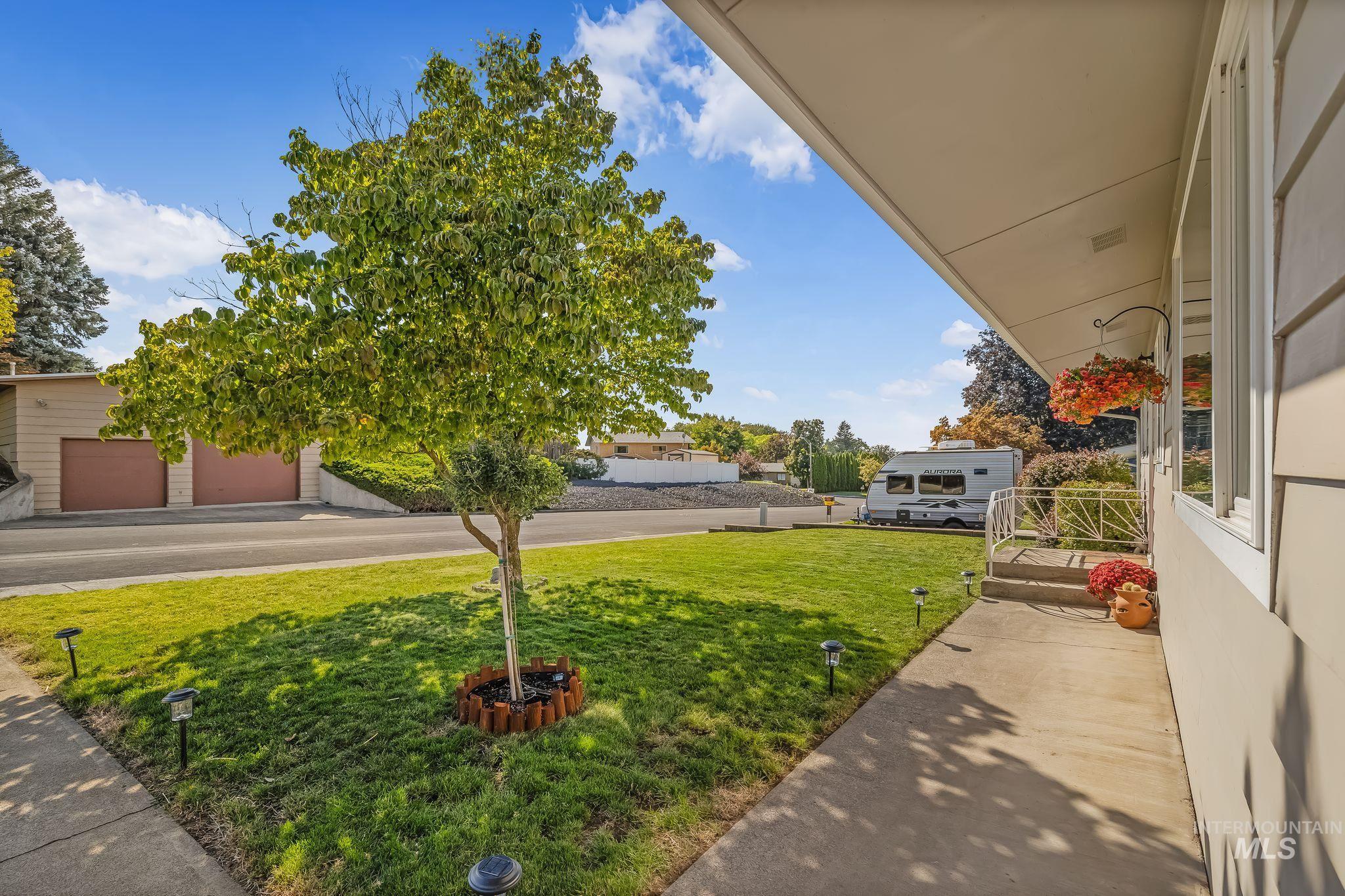 2621 Willow Dr., Lewiston, Idaho 83501, 3 Bedrooms, 3 Bathrooms, Residential For Sale, Price $449,000, 99001222