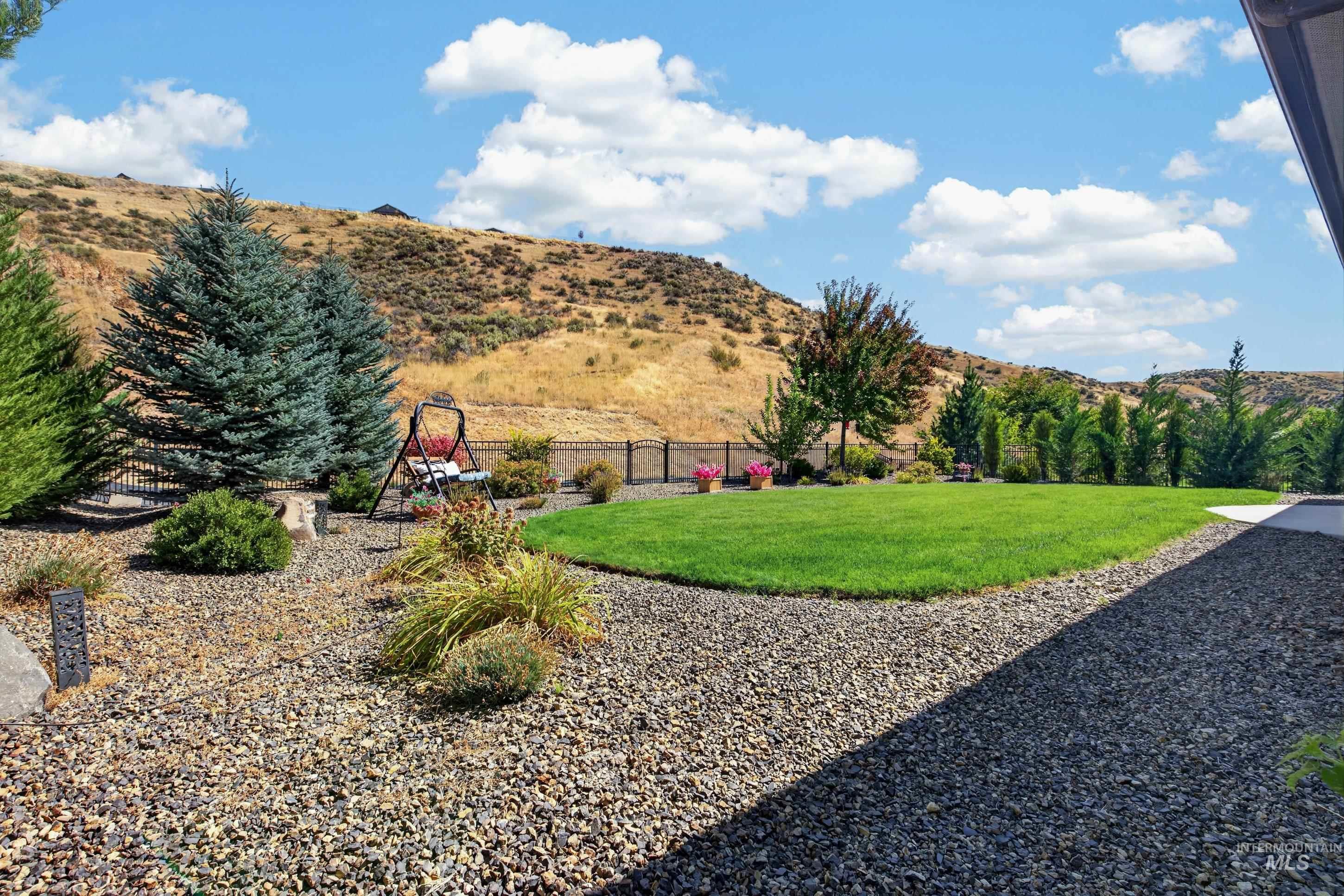 20530 N Shepherds Pie Way, Eagle, Idaho 83714, 5 Bedrooms, 3.5 Bathrooms, Residential For Sale, Price $899,900, 99001225