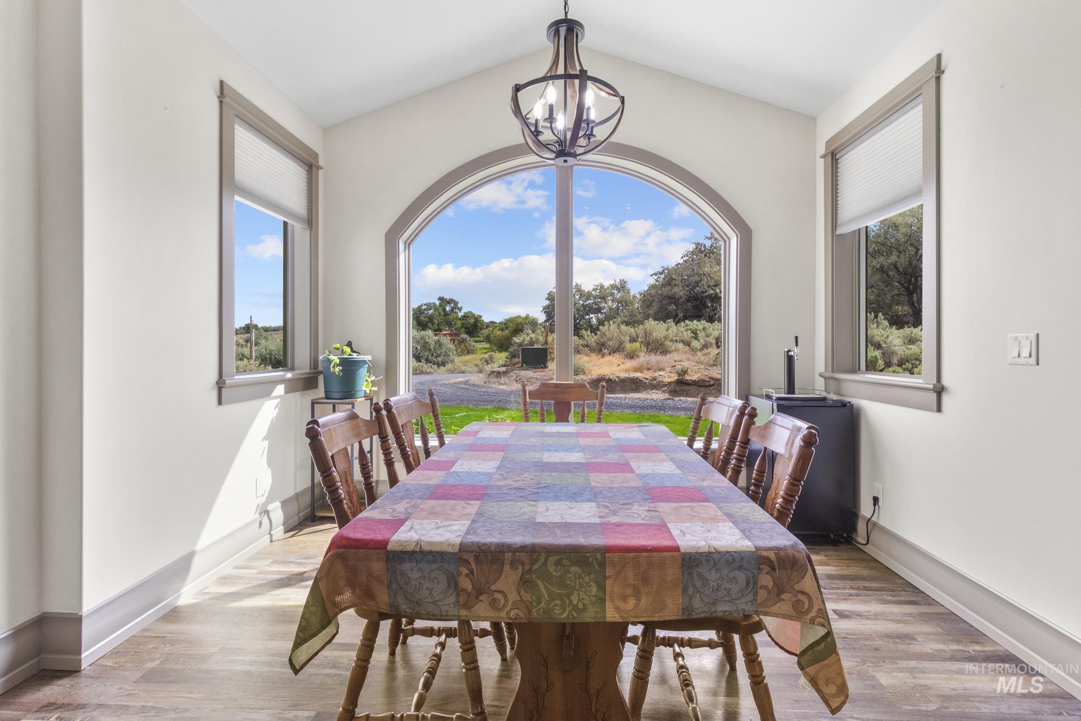 1481 Valley Steppe Dr, Buhl, Idaho 83316, 3 Bedrooms, 2.5 Bathrooms, Residential For Sale, Price $895,000, 99001227