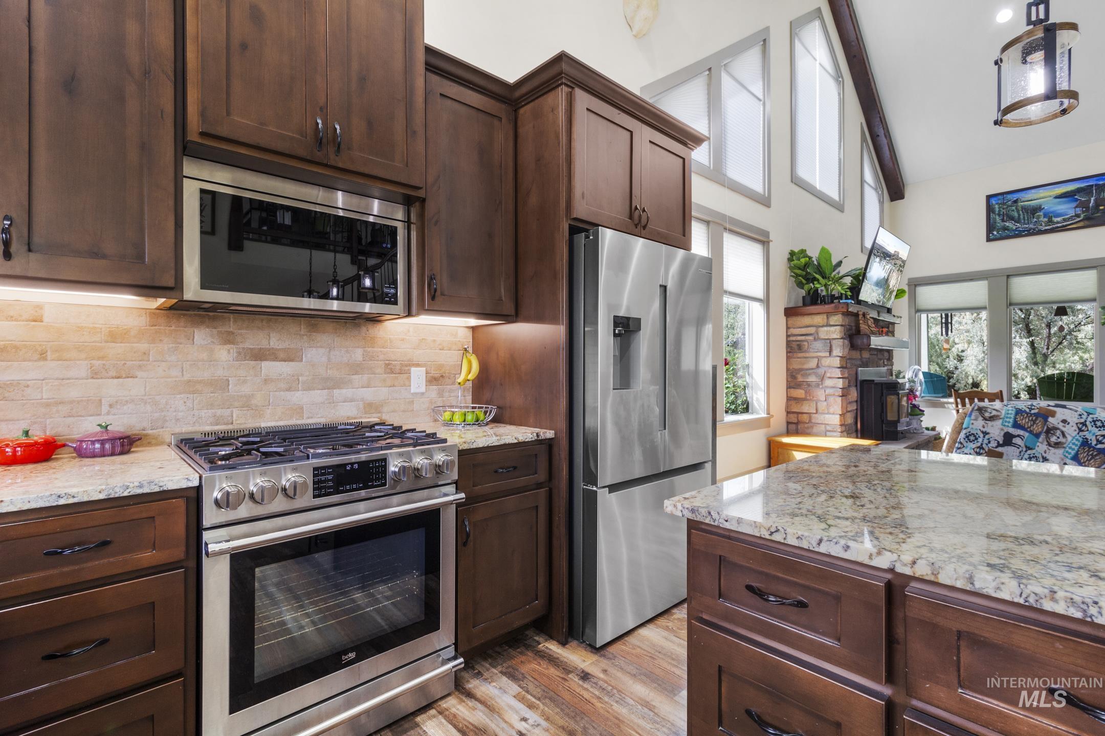 1481 Valley Steppe Dr, Buhl, Idaho 83316, 3 Bedrooms, 2.5 Bathrooms, Residential For Sale, Price $895,000, 99001227