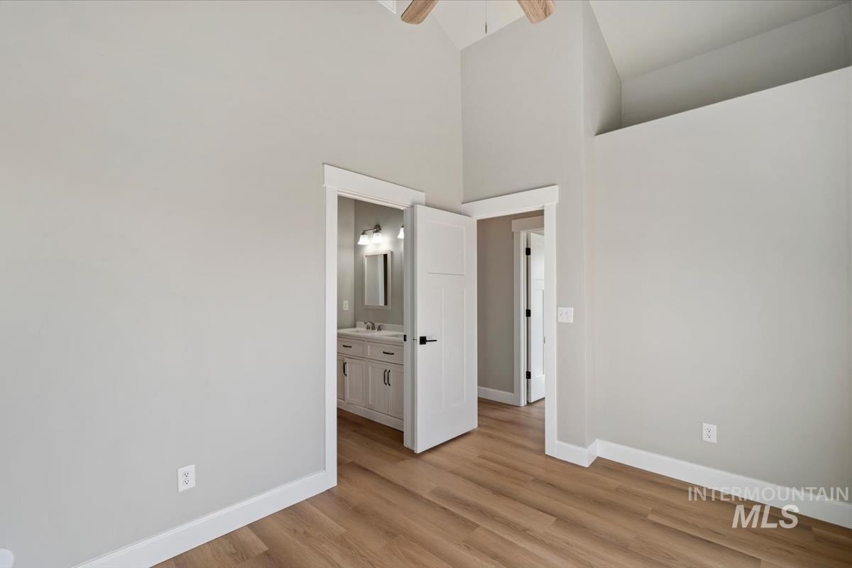 11 N 1st Street East, Homedale, Idaho 83628, 3 Bedrooms, 2 Bathrooms, Residential For Sale, Price $355,000,MLS 99001231