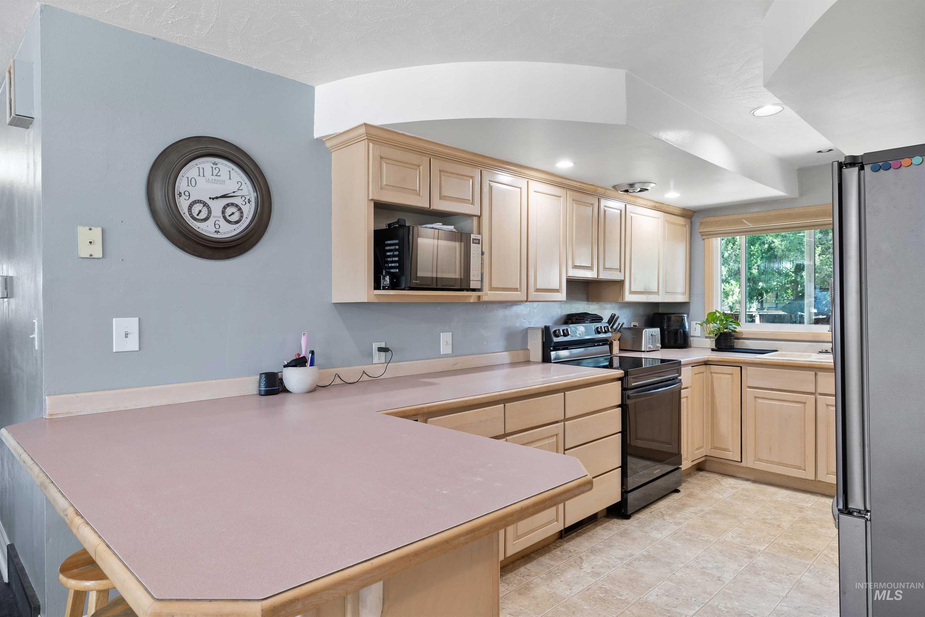 1422 N Fillmore Street, Jerome, Idaho 83338, 4 Bedrooms, 2 Bathrooms, Residential For Sale, Price $355,000, 99001232