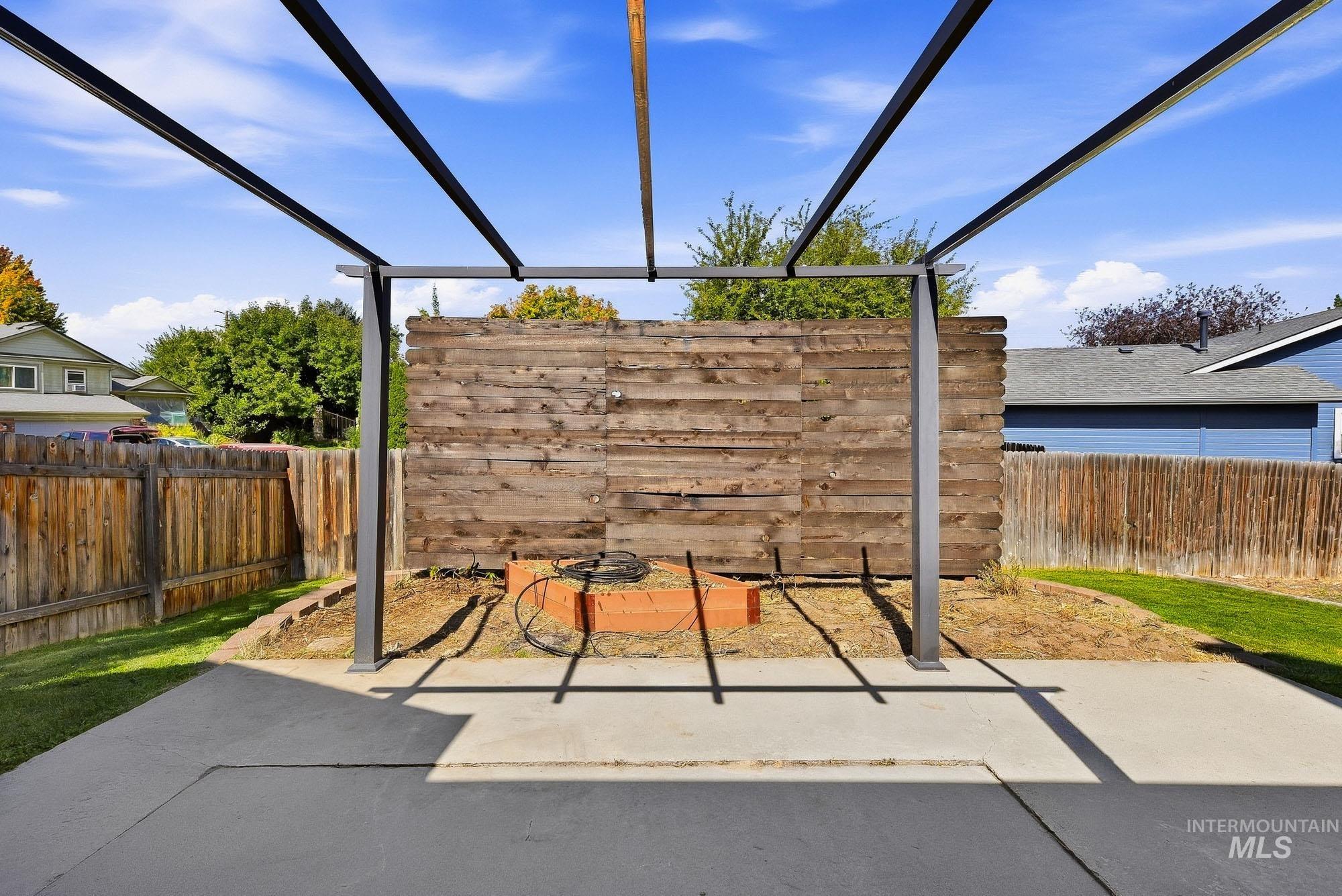 11248 W Red Maple Dr, Boise, Idaho 83709, 4 Bedrooms, 3 Bathrooms, Residential For Sale, Price $559,900, 99001234