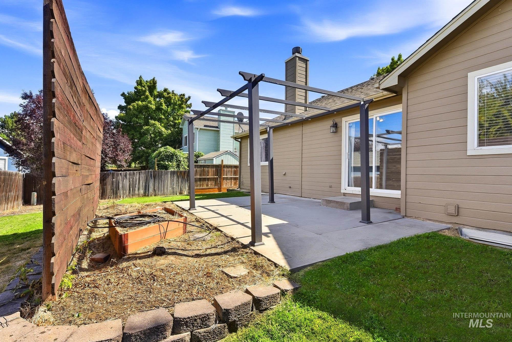 11248 W Red Maple Dr, Boise, Idaho 83709, 4 Bedrooms, 3 Bathrooms, Residential For Sale, Price $559,900, 99001234
