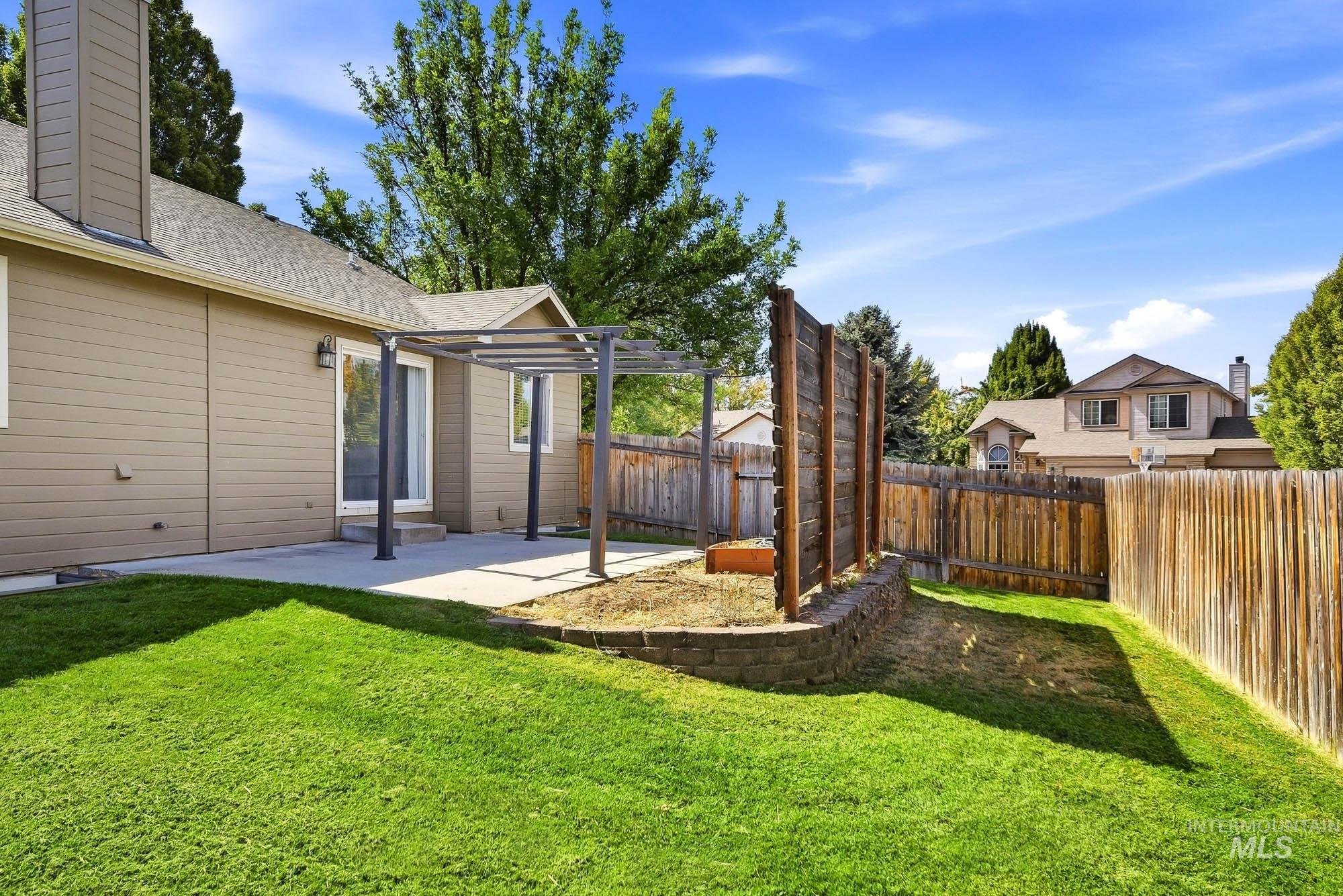 11248 W Red Maple Dr, Boise, Idaho 83709, 4 Bedrooms, 3 Bathrooms, Residential For Sale, Price $559,900, 99001234