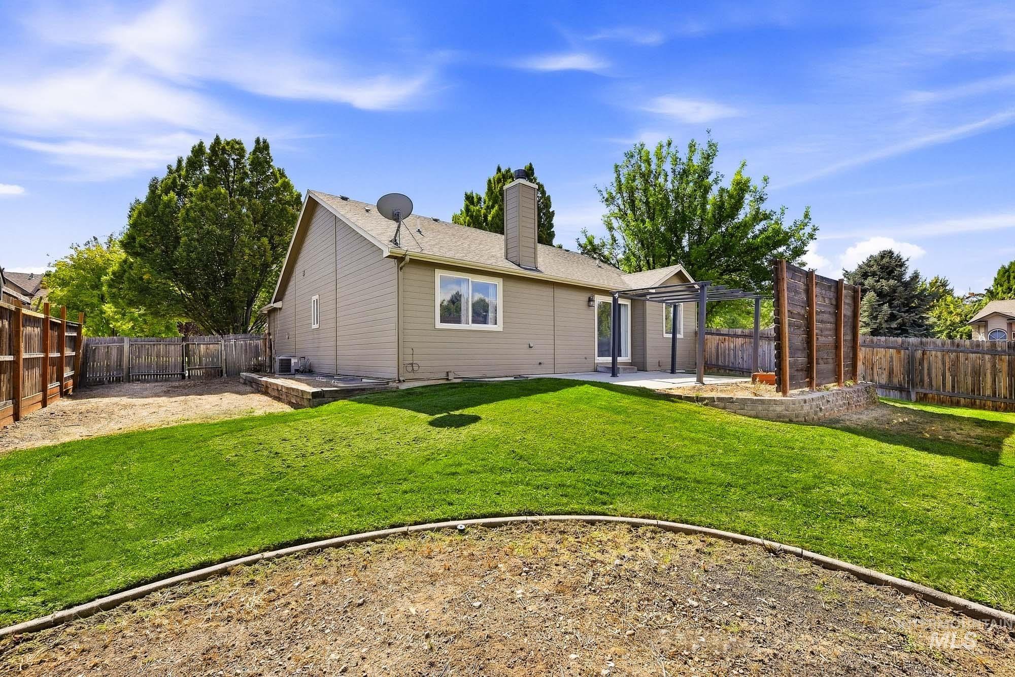 11248 W Red Maple Dr, Boise, Idaho 83709, 4 Bedrooms, 3 Bathrooms, Residential For Sale, Price $559,900, 99001234