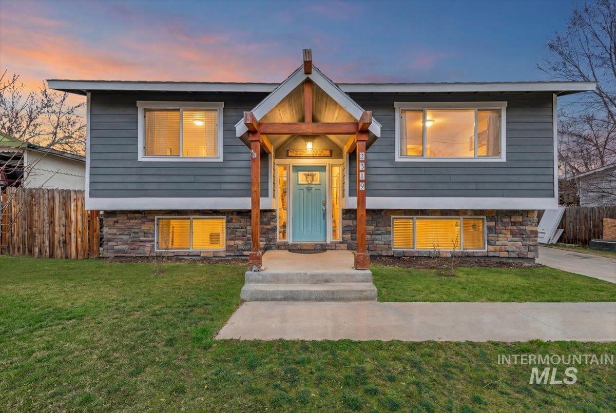 2319 Polk St, Caldwell, Idaho 83605, 4 Bedrooms, 2 Bathrooms, Residential For Sale, Price $350,000, 99001240